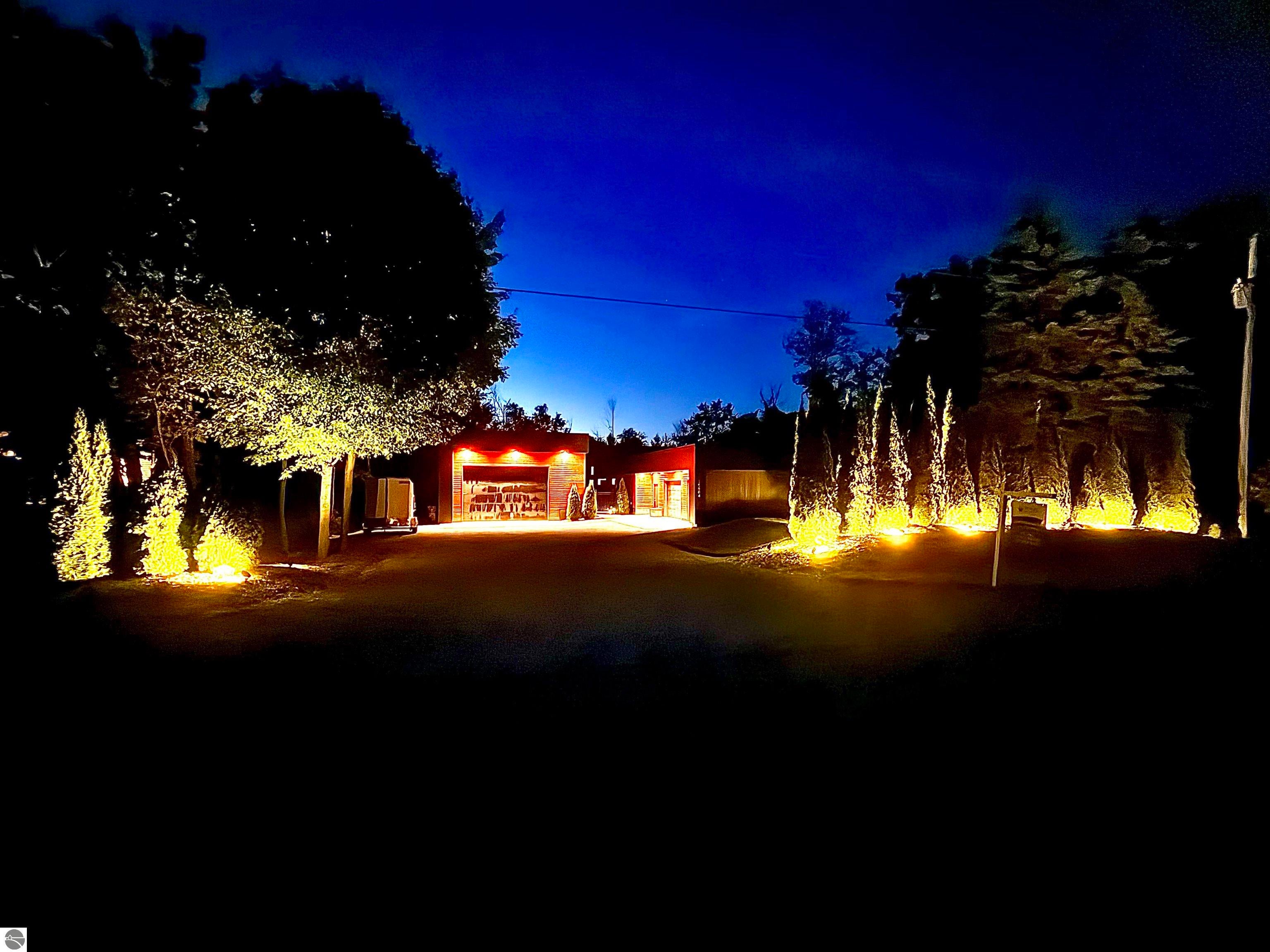 Williamsburg, Michigan, 49690, United States, 3 Bedrooms Bedrooms, ,3 BathroomsBathrooms,Residential,Active,1871591