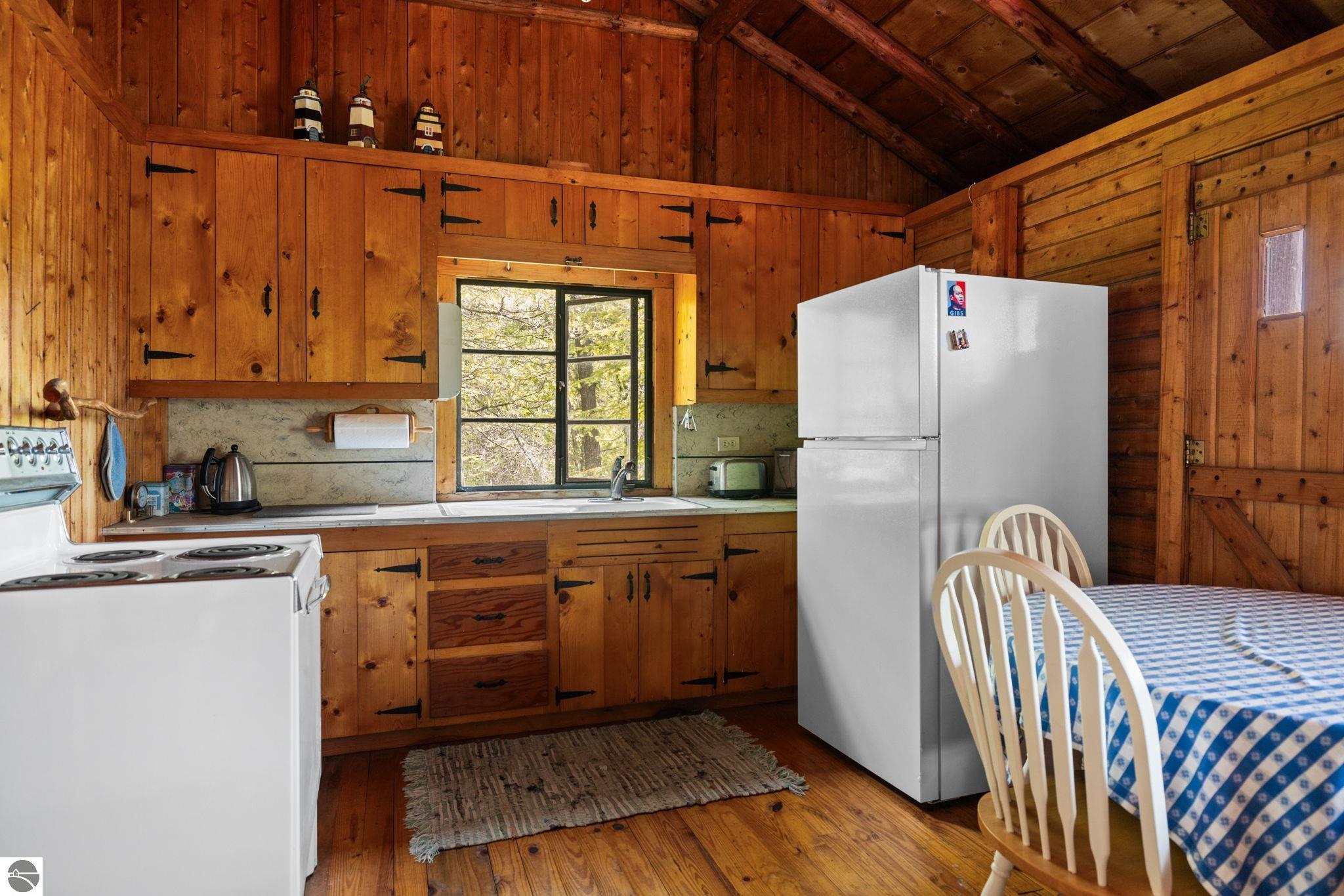 De Tour Village, Michigan, 49725, United States, 3 Bedrooms Bedrooms, ,1 BathroomBathrooms,Residential,Active,1863306