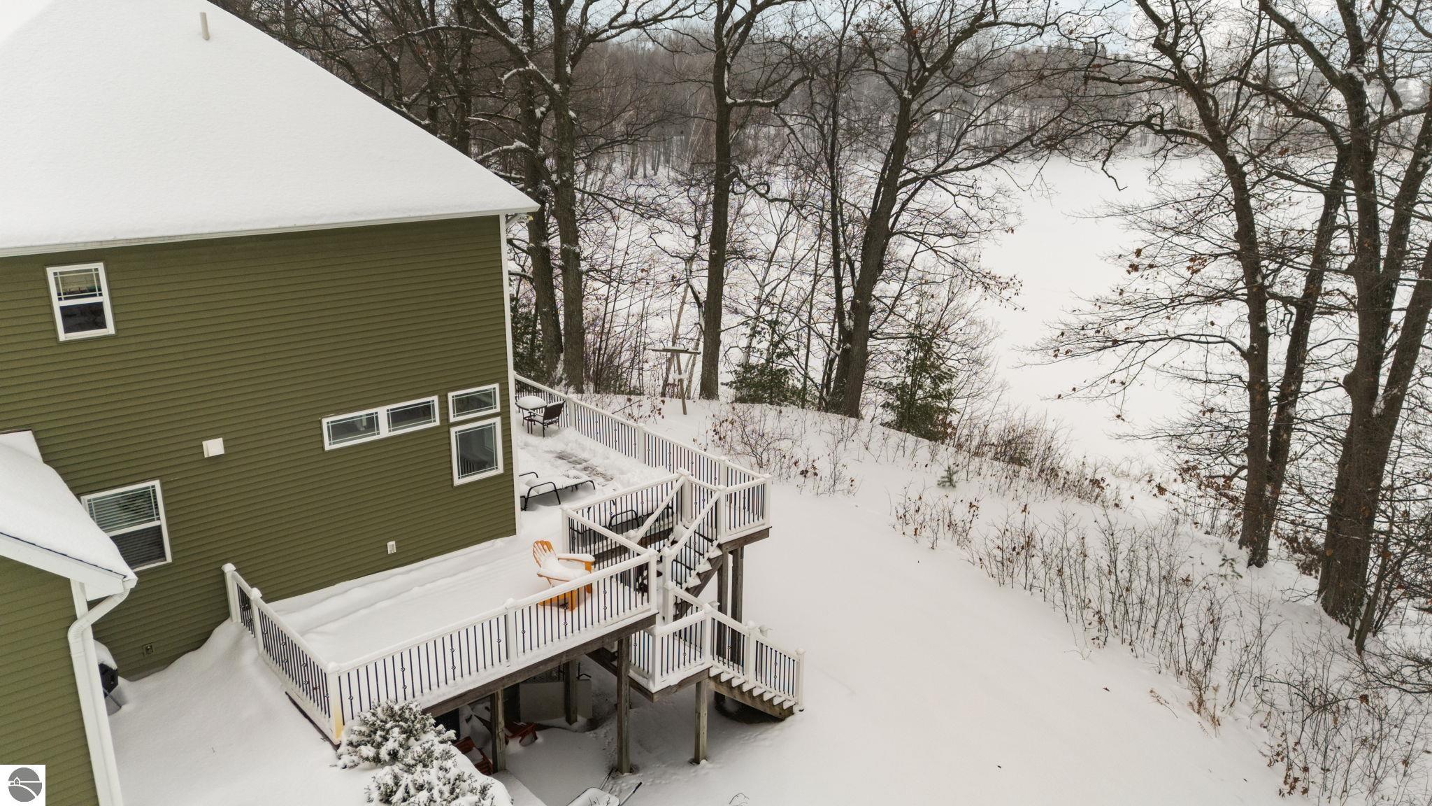 Traverse City, Michigan, 49685, United States, 6 Bedrooms Bedrooms, ,5 BathroomsBathrooms,Residential,Active,2007994