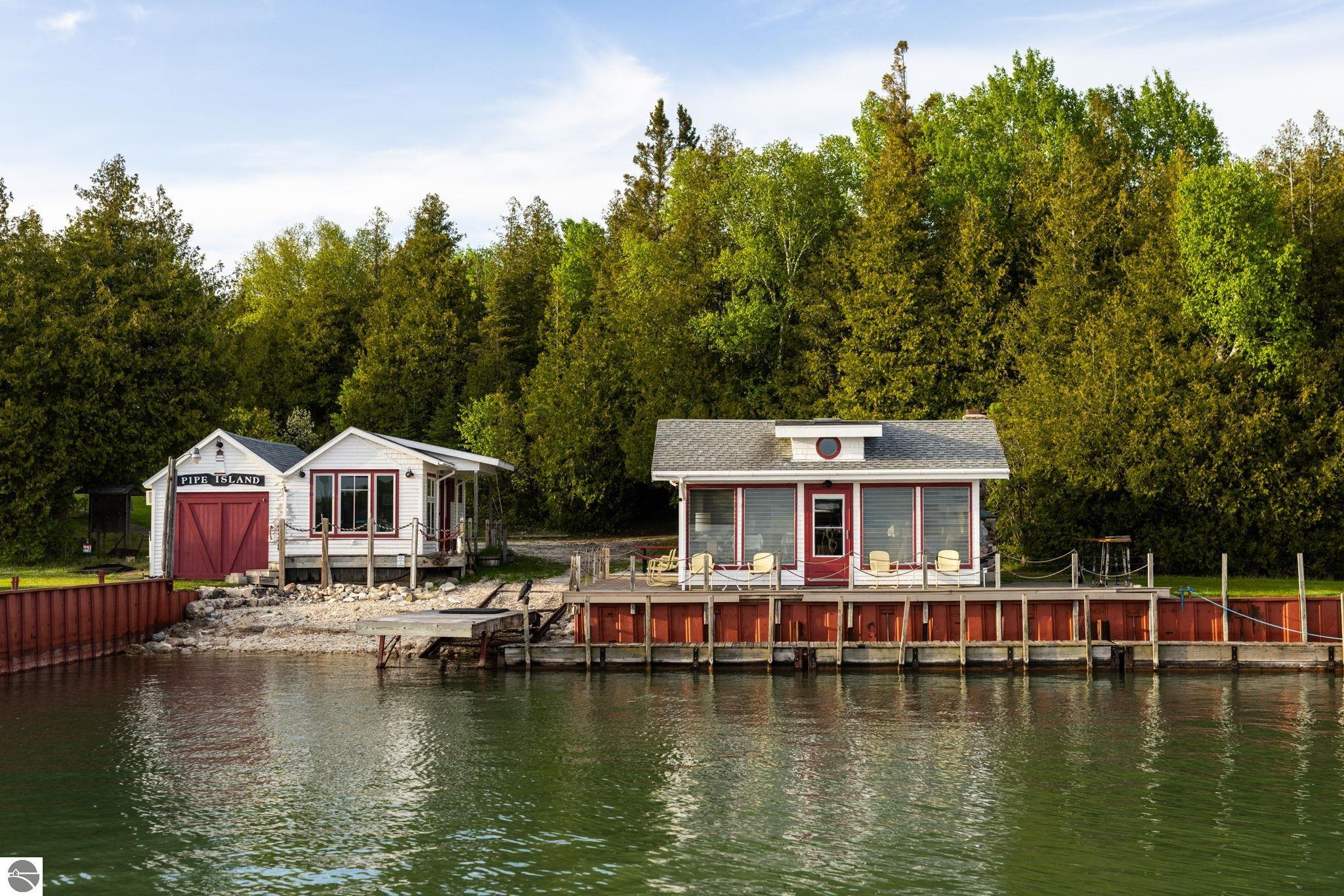 De Tour Village, Michigan, 49725, United States, 3 Bedrooms Bedrooms, ,1 BathroomBathrooms,Residential,Active,1863306