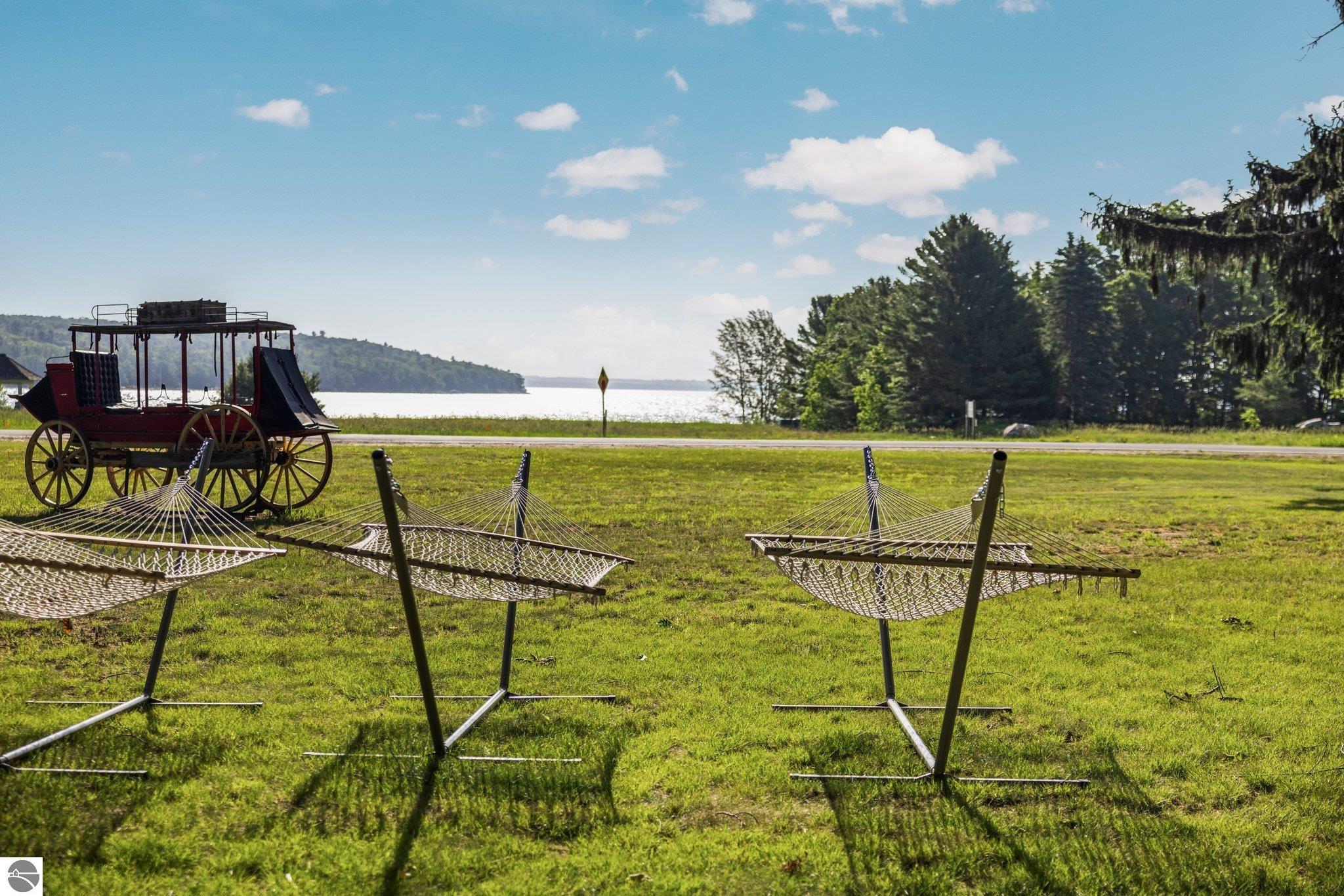 Traverse City, Michigan, 49686, United States, 11 Bedrooms Bedrooms, ,12 BathroomsBathrooms,Residential,Active,1871584