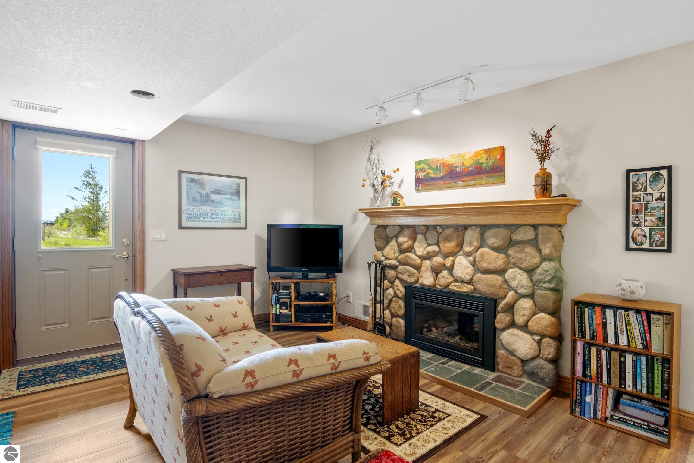 Williamsburg, Michigan, 49690, United States, ,4 BathroomsBathrooms,Residential,Active,1831821