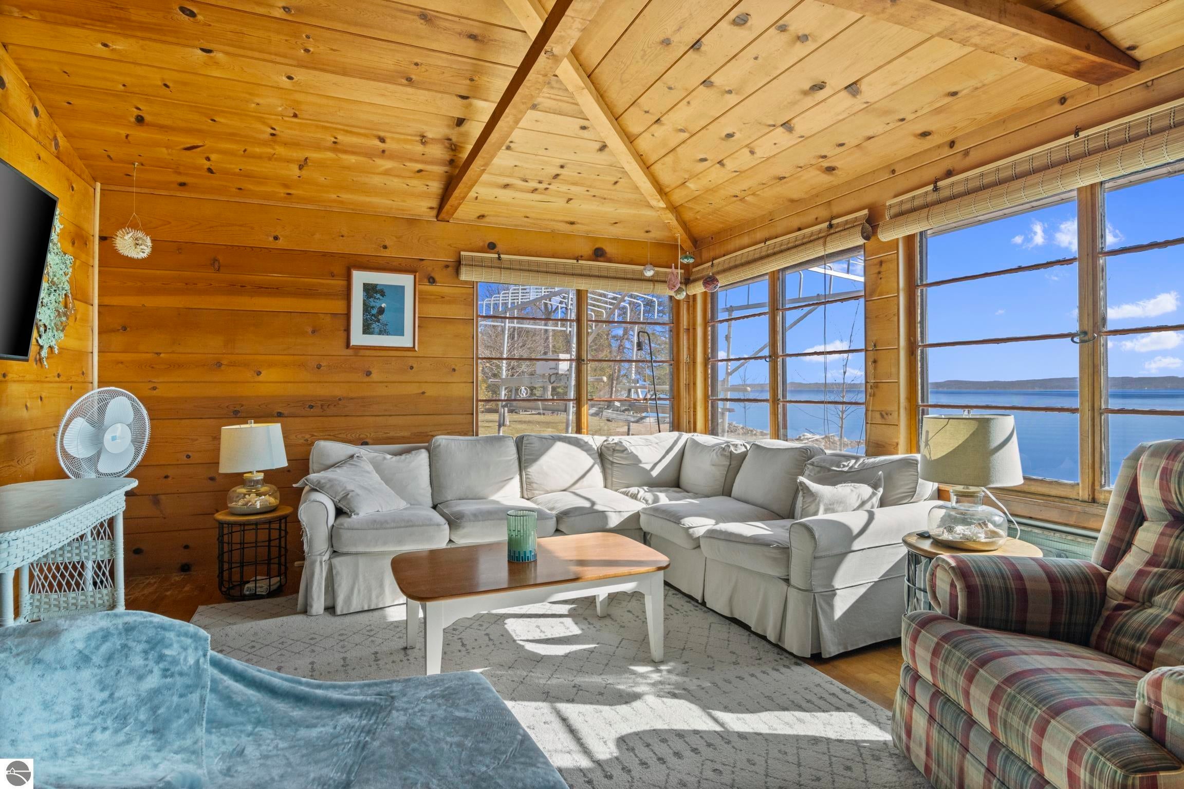 Rapid City, Michigan, 49676, United States, 4 Bedrooms Bedrooms, ,1 BathroomBathrooms,Residential,Active,1756383