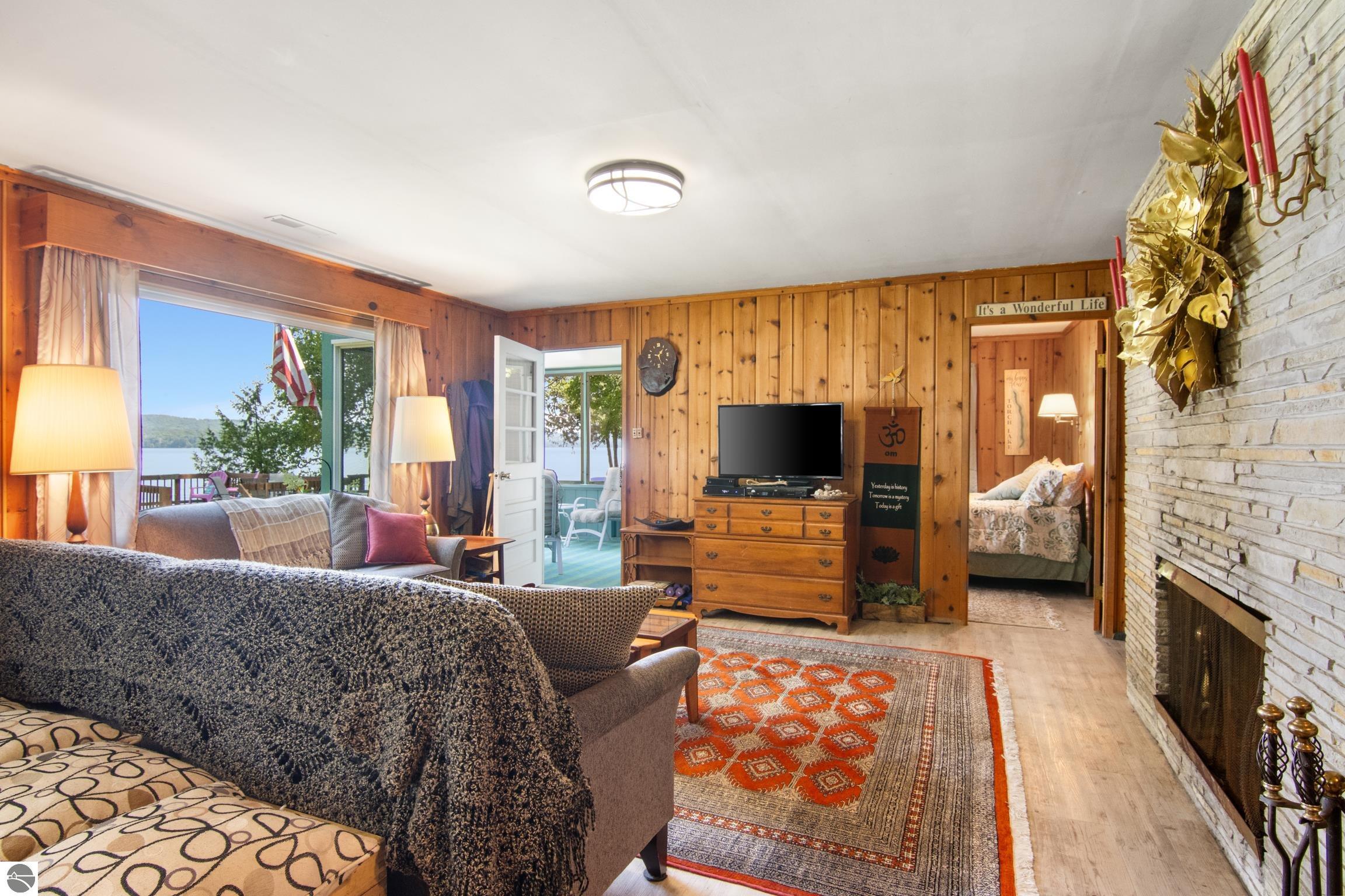 Kewadin, Michigan, 49648, United States, 4 Bedrooms Bedrooms, ,2 BathroomsBathrooms,Residential,Active,1904686