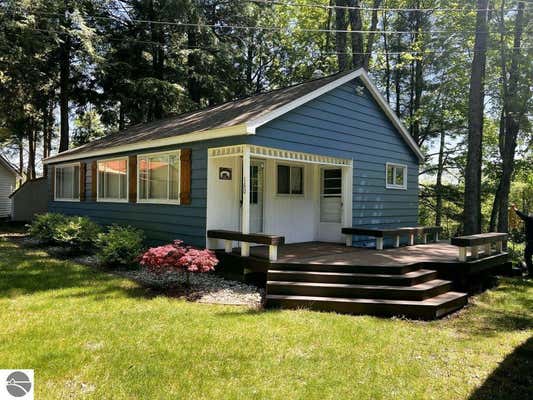 160 WHITE BIRCH LN, CADILLAC, MI 49601 - Image 1