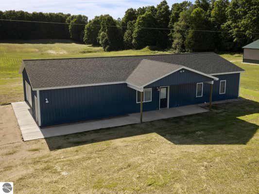 556 ELDRIDGE RD, BEULAH, MI 49617 - Image 1