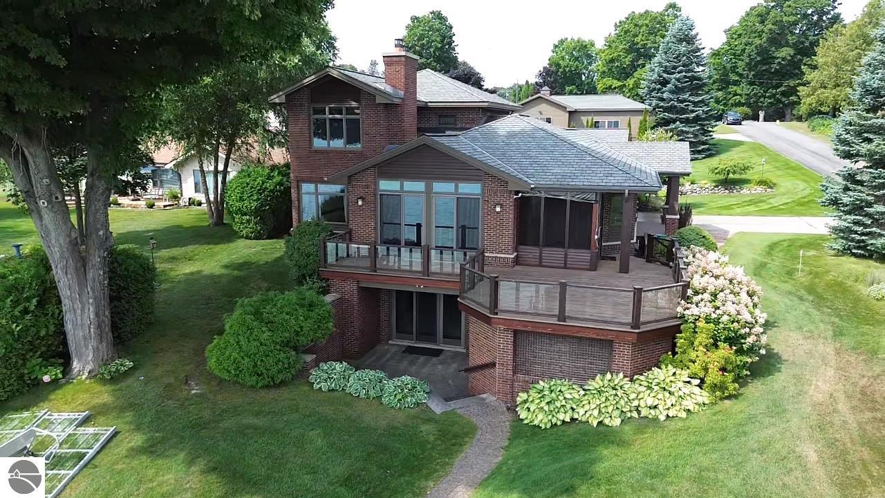 Kewadin, Michigan, 49648, United States, 5 Bedrooms Bedrooms, ,6 BathroomsBathrooms,Residential,Active,1914924