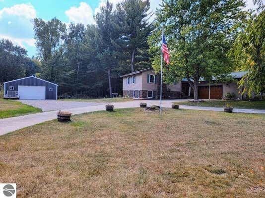 4575 W JACKSON RD, ALMA, MI 48801 - Image 1