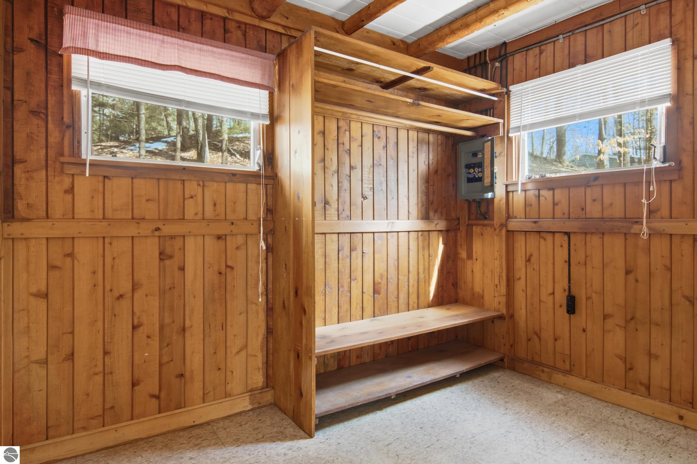 Kewadin, Michigan, 49648, United States, 5 Bedrooms Bedrooms, ,6 BathroomsBathrooms,Residential,Active,2032911