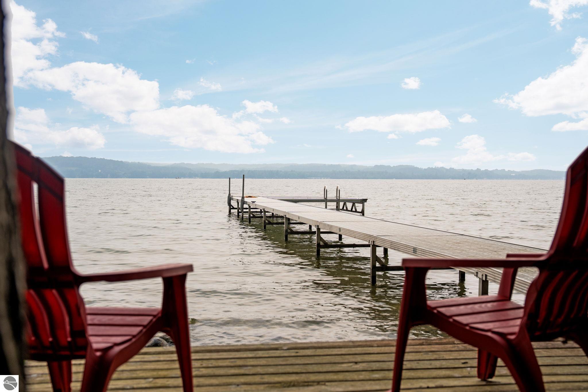 Traverse City, Michigan, 49684, United States, 4 Bedrooms Bedrooms, ,3 BathroomsBathrooms,Residential,Active,1909642