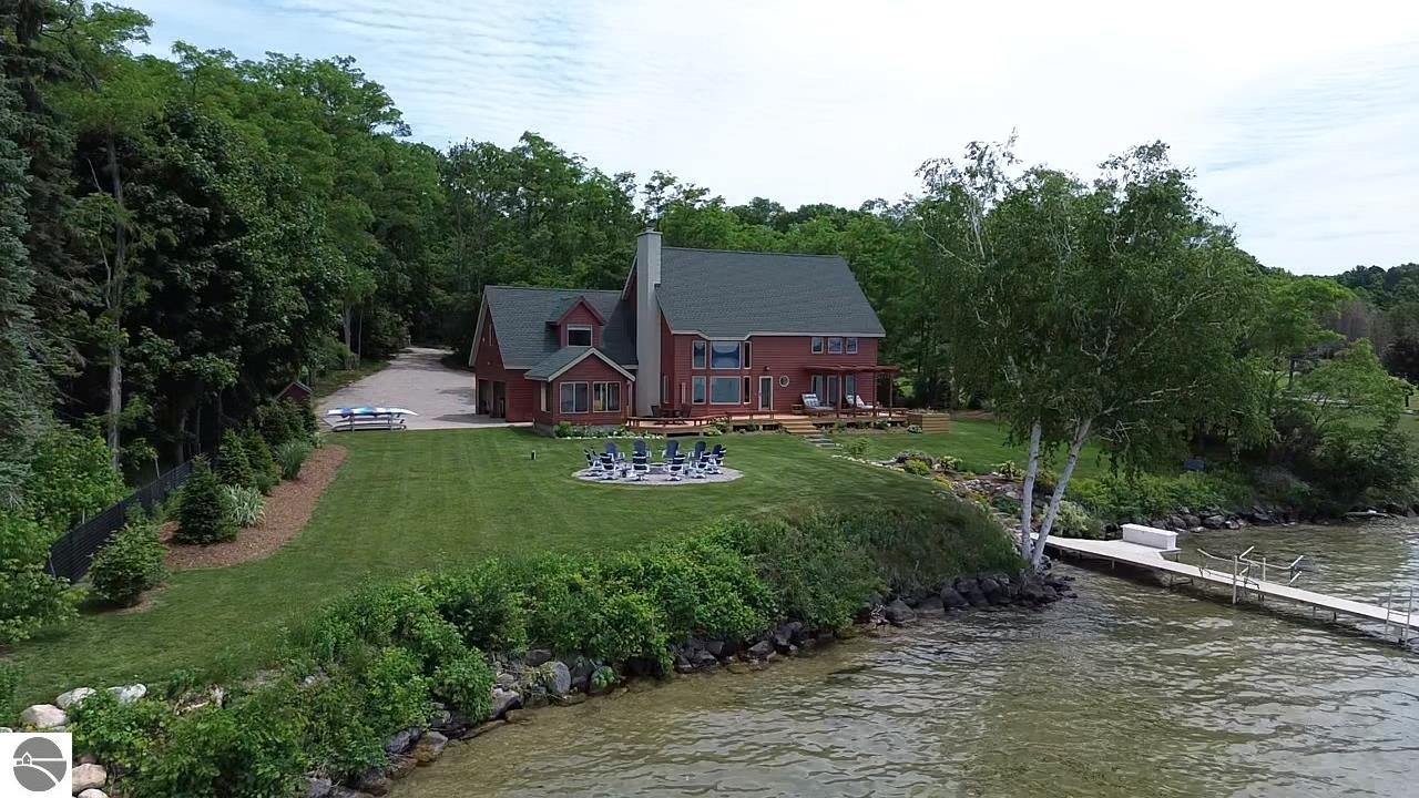 Alden, Michigan, 49612, United States, 4 Bedrooms Bedrooms, ,4 BathroomsBathrooms,Residential,Active,1876862