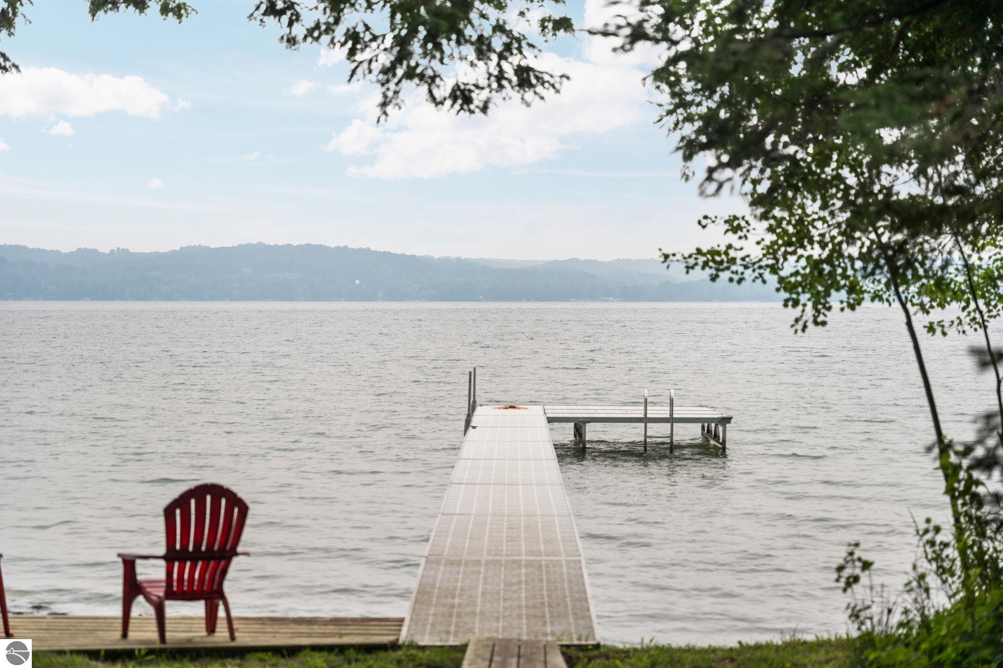Traverse City, Michigan, 49684, United States, 4 Bedrooms Bedrooms, ,3 BathroomsBathrooms,Residential,Active,1909642