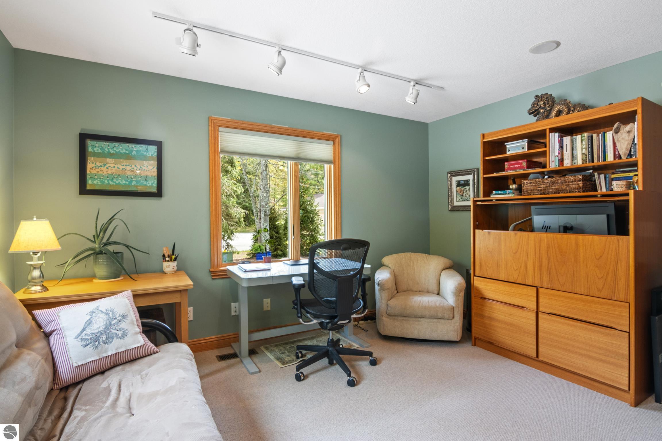 Williamsburg, Michigan, 49690, United States, ,4 BathroomsBathrooms,Residential,Active,1831821