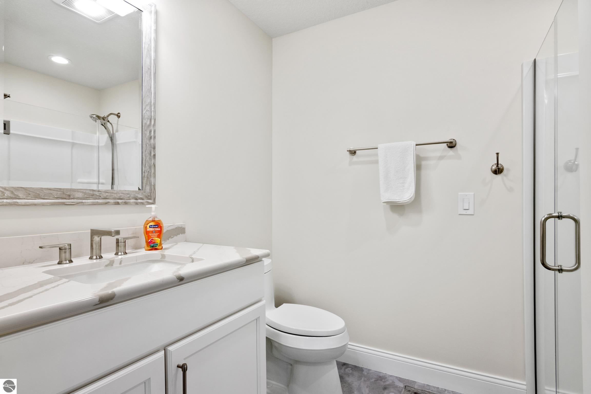 Alden, Michigan, 49612, United States, 4 Bedrooms Bedrooms, ,4 BathroomsBathrooms,Residential,Active,1876862