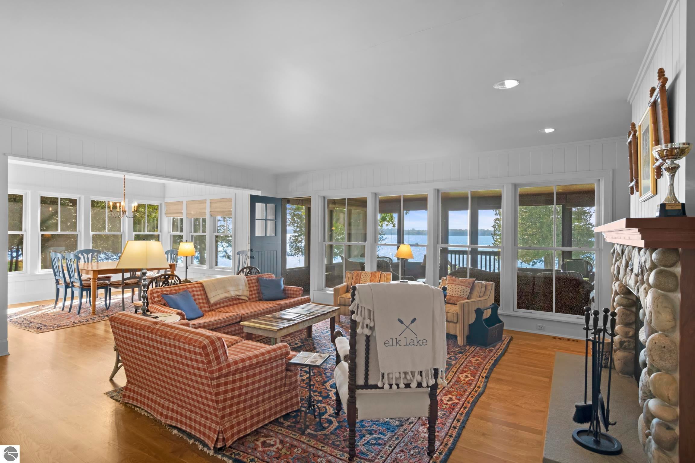 Rapid City, Michigan, 49676, United States, 5 Bedrooms Bedrooms, ,5 BathroomsBathrooms,Residential,Active,1945320