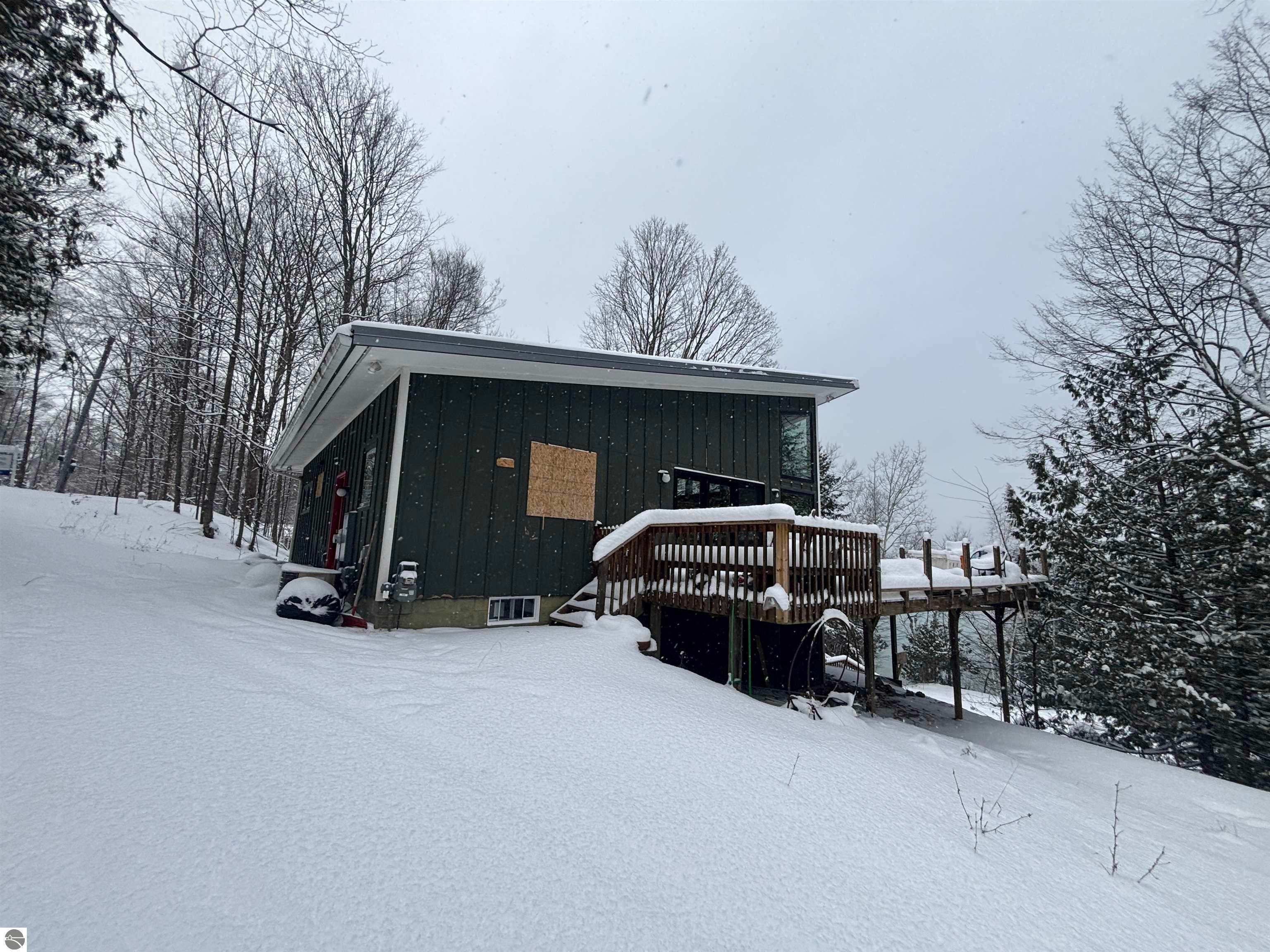 Kewadin, Michigan, 49648, United States, 2 Bedrooms Bedrooms, ,2 BathroomsBathrooms,Residential,Active,2007077