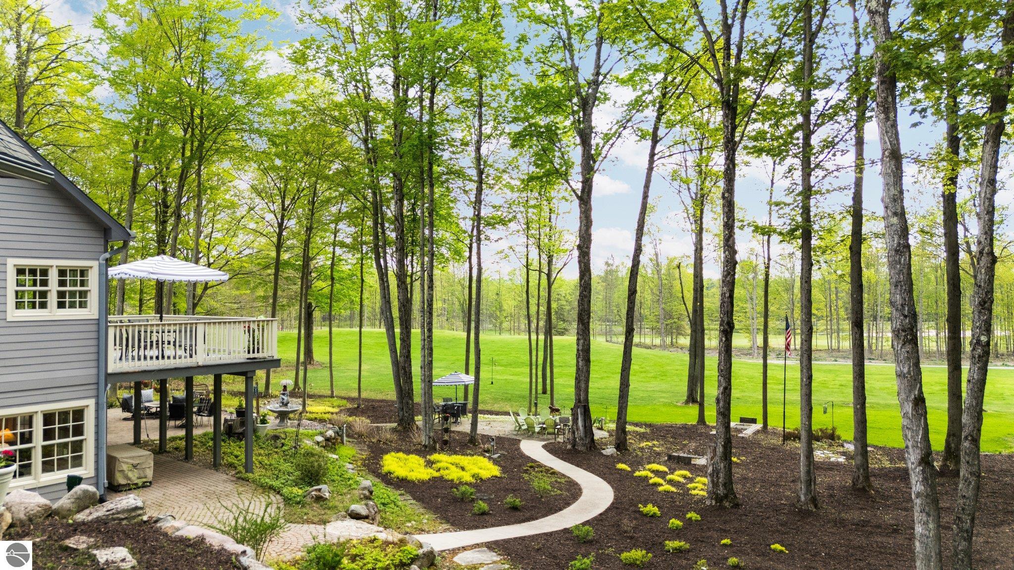 Thompsonville, Michigan, 49683, United States, 5 Bedrooms Bedrooms, ,6 BathroomsBathrooms,Residential,Active,1820794