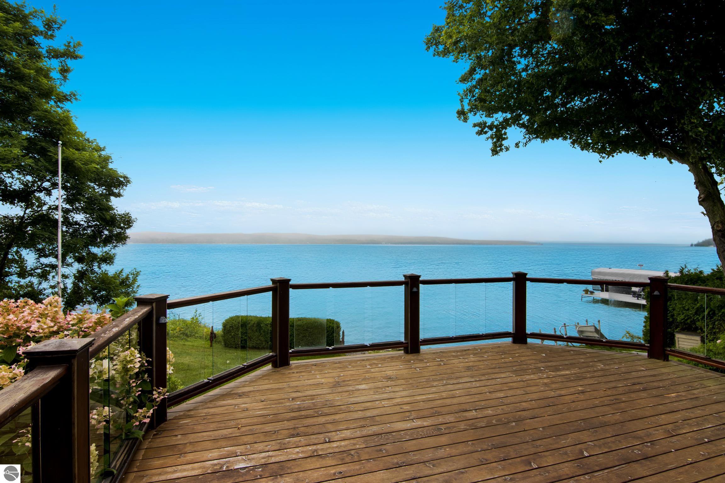 Kewadin, Michigan, 49648, United States, 5 Bedrooms Bedrooms, ,6 BathroomsBathrooms,Residential,Active,1914924