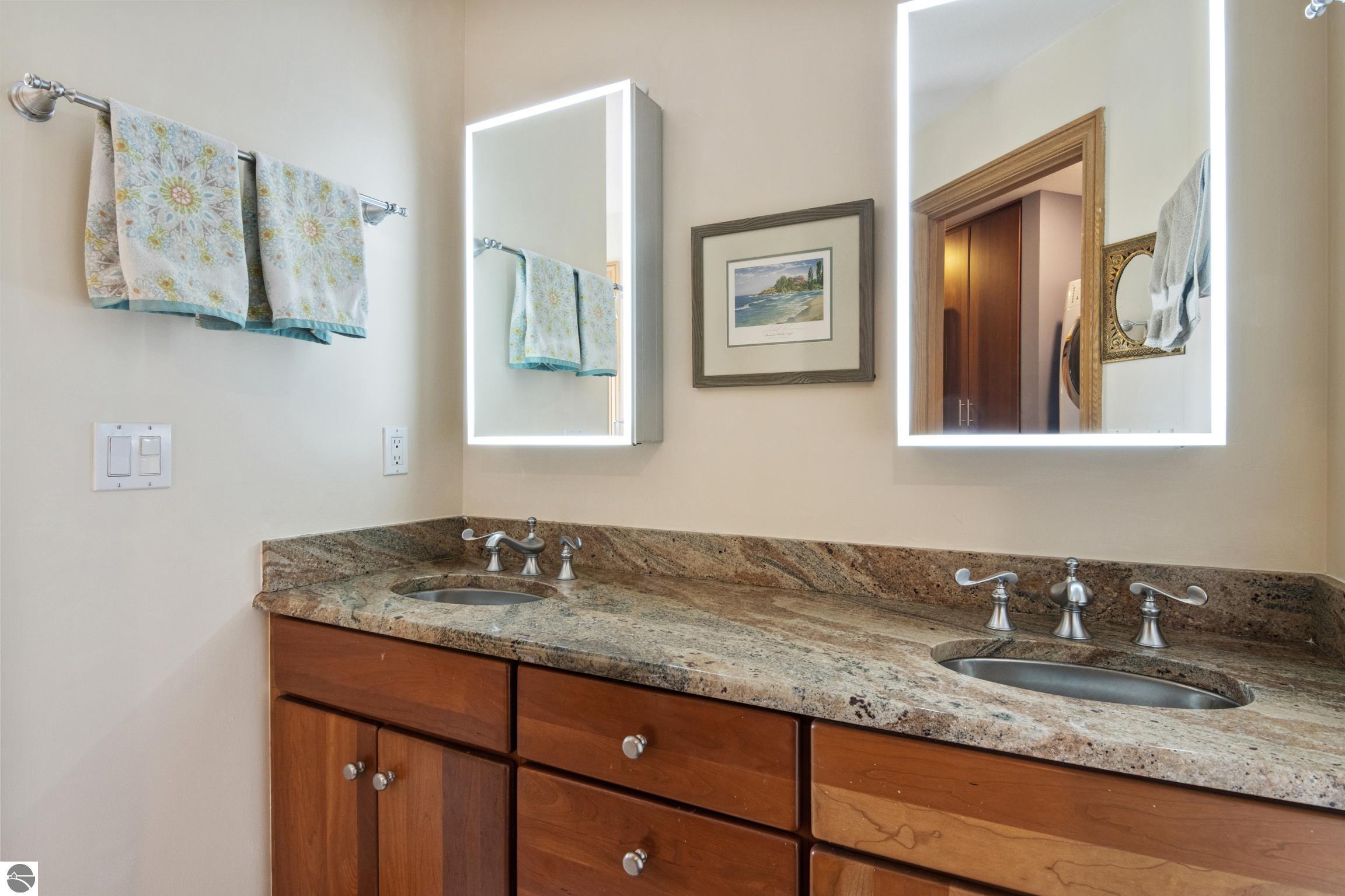 Williamsburg, Michigan, 49690, United States, ,4 BathroomsBathrooms,Residential,Active,1831821