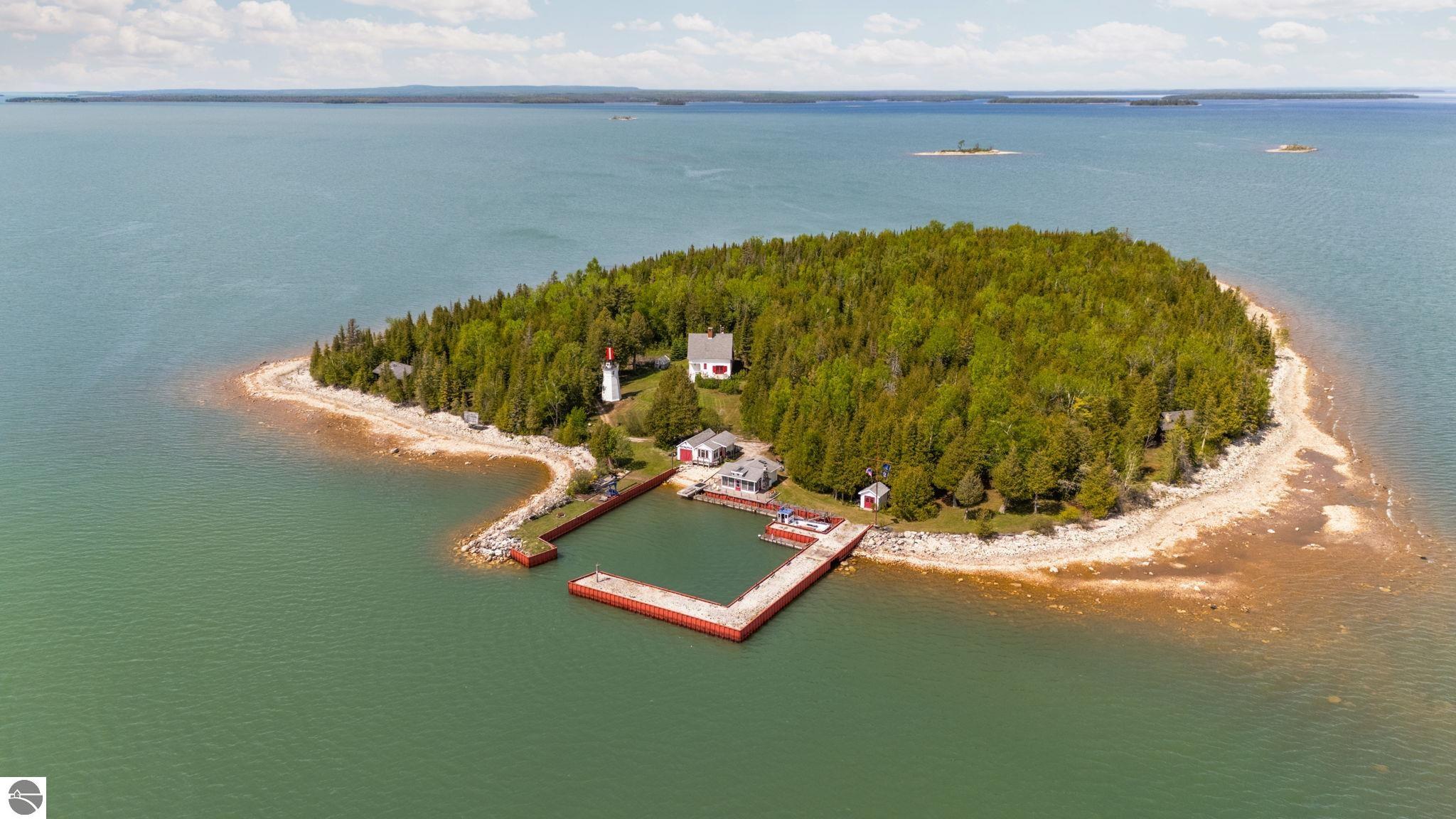 De Tour Village, Michigan, 49725, United States, 3 Bedrooms Bedrooms, ,1 BathroomBathrooms,Residential,Active,1863306