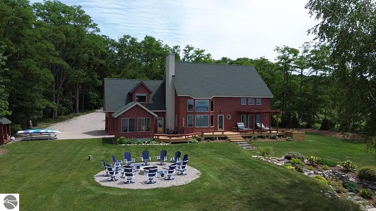 Alden, Michigan, 49612, United States, 4 Bedrooms Bedrooms, ,4 BathroomsBathrooms,Residential,Active,1876862