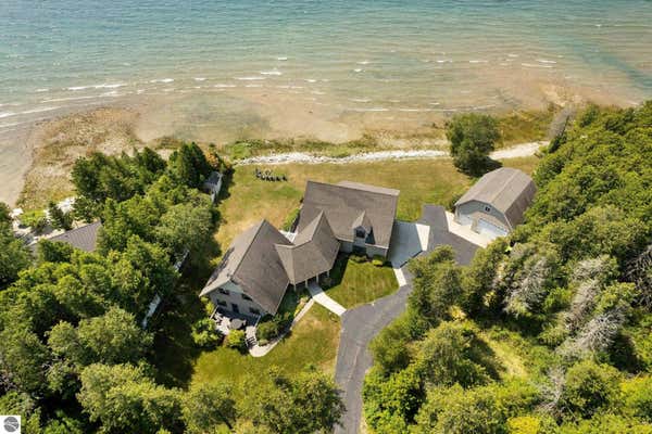 934 GROS CAP RD, SAINT IGNACE, MI 49781 - Image 1