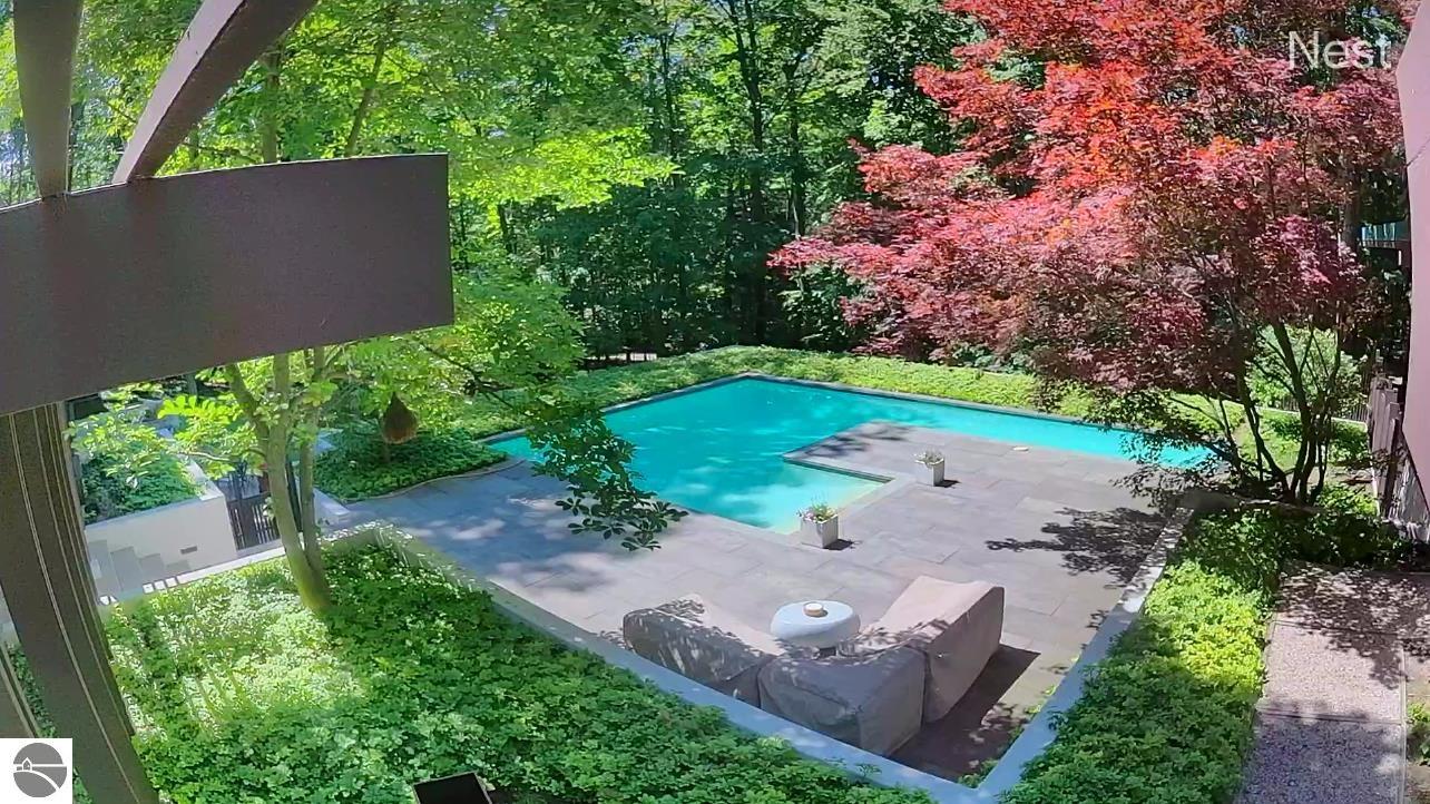 Traverse City, Michigan, 49686, United States, 3 Bedrooms Bedrooms, ,2 BathroomsBathrooms,Residential,Contingent,2007042