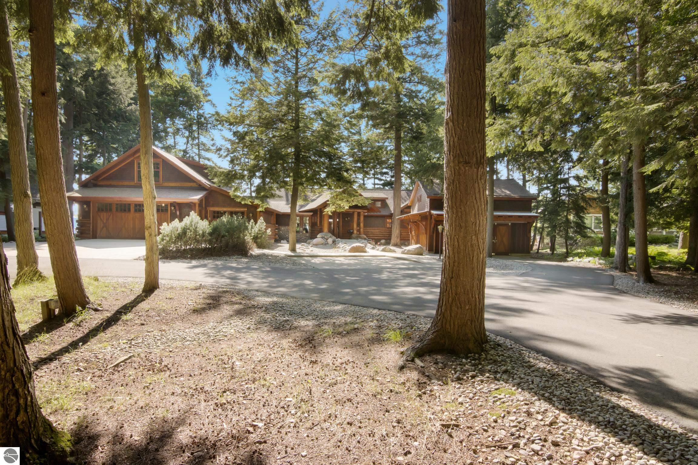 Williamsburg, Michigan, 49690, United States, 3 Bedrooms Bedrooms, ,3 BathroomsBathrooms,Residential,Active,1900200