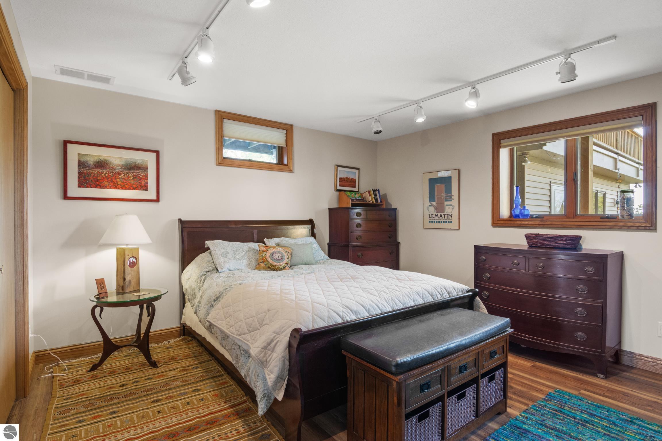 Williamsburg, Michigan, 49690, United States, ,4 BathroomsBathrooms,Residential,Active,1831821