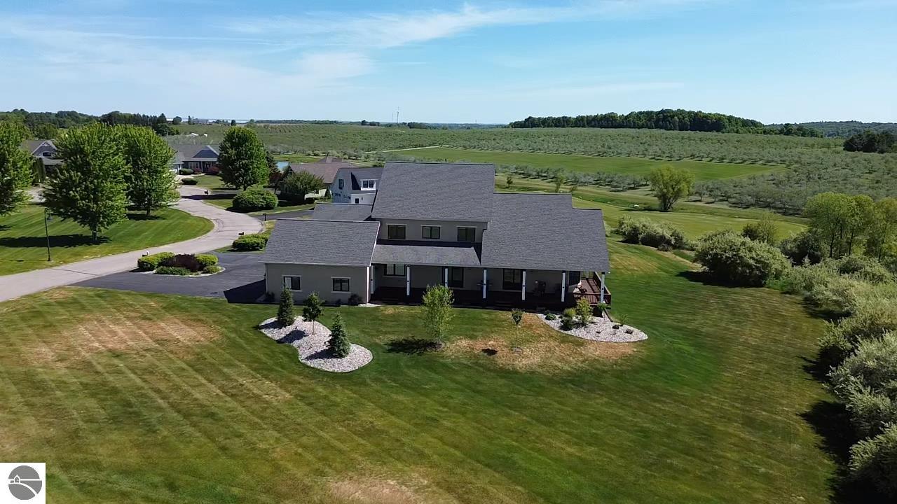 Williamsburg, Michigan, 49690, United States, 5 Bedrooms Bedrooms, ,4 BathroomsBathrooms,Residential,Active,2015233