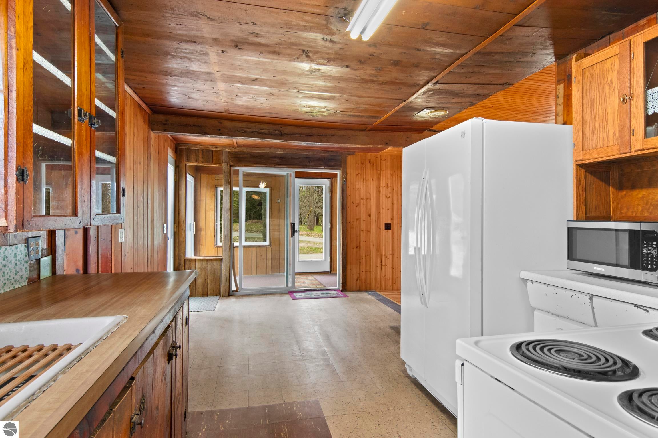 Central Lake, Michigan, 49622, United States, 2 Bedrooms Bedrooms, ,1 BathroomBathrooms,Residential,Active,2045623