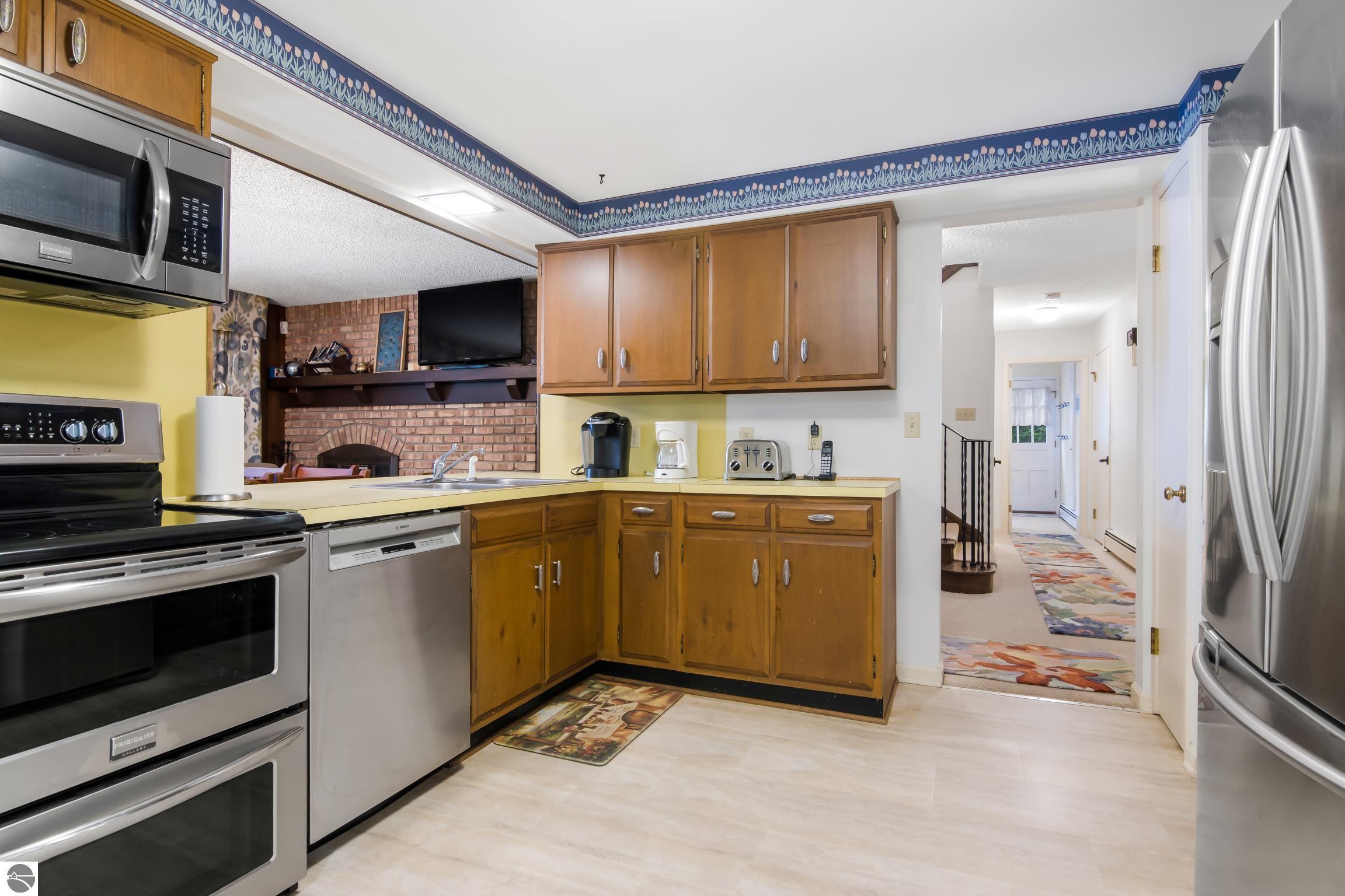 Bellaire, Michigan, 49615, United States, 7 Bedrooms Bedrooms, ,5 BathroomsBathrooms,Residential,Active,1920264