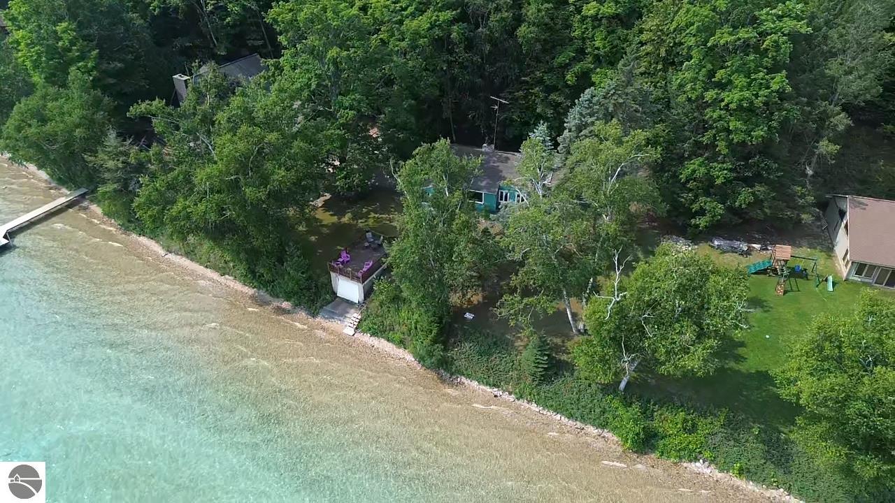 Kewadin, Michigan, 49648, United States, 4 Bedrooms Bedrooms, ,2 BathroomsBathrooms,Residential,Active,1904686