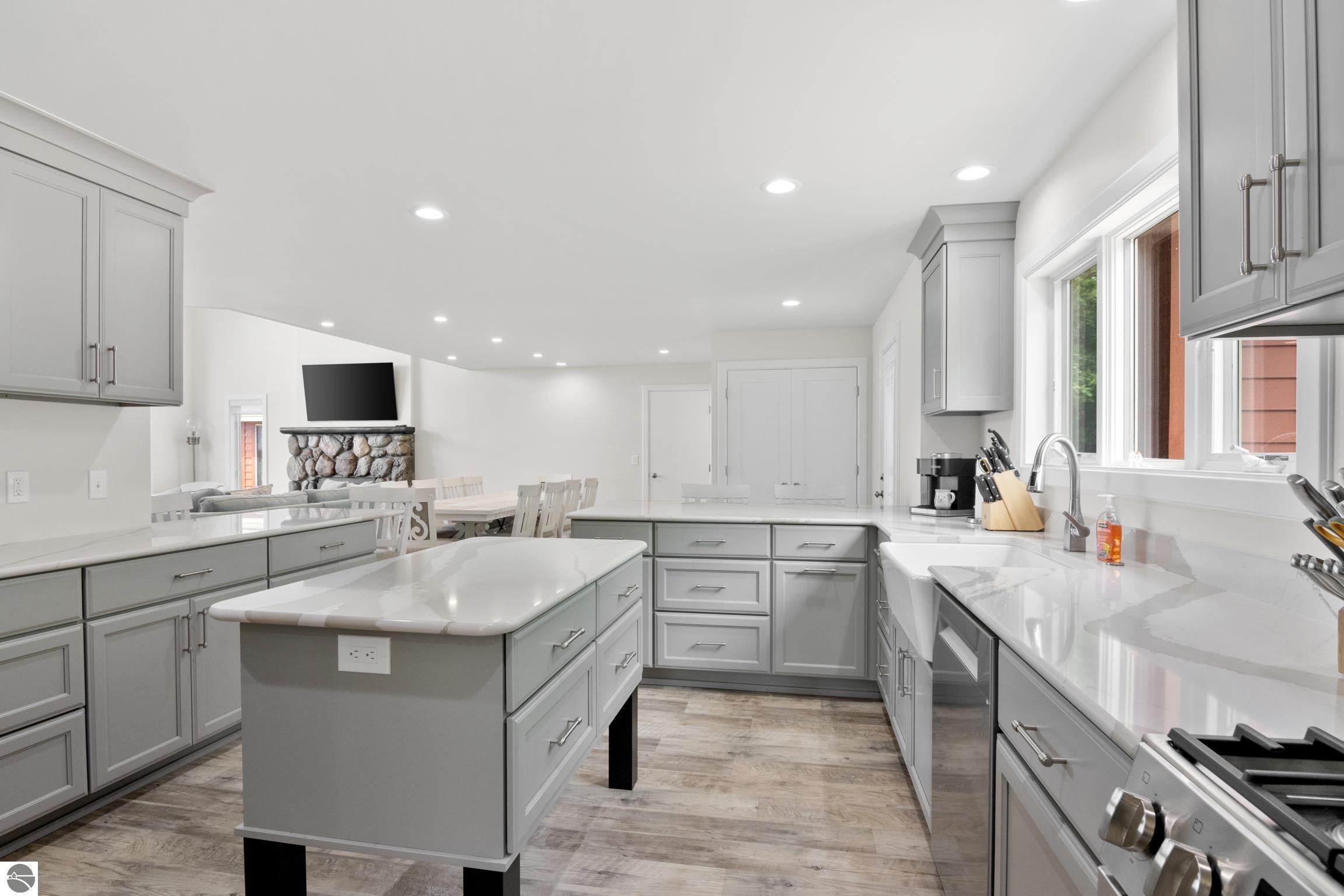 Alden, Michigan, 49612, United States, 4 Bedrooms Bedrooms, ,4 BathroomsBathrooms,Residential,Active,1876862