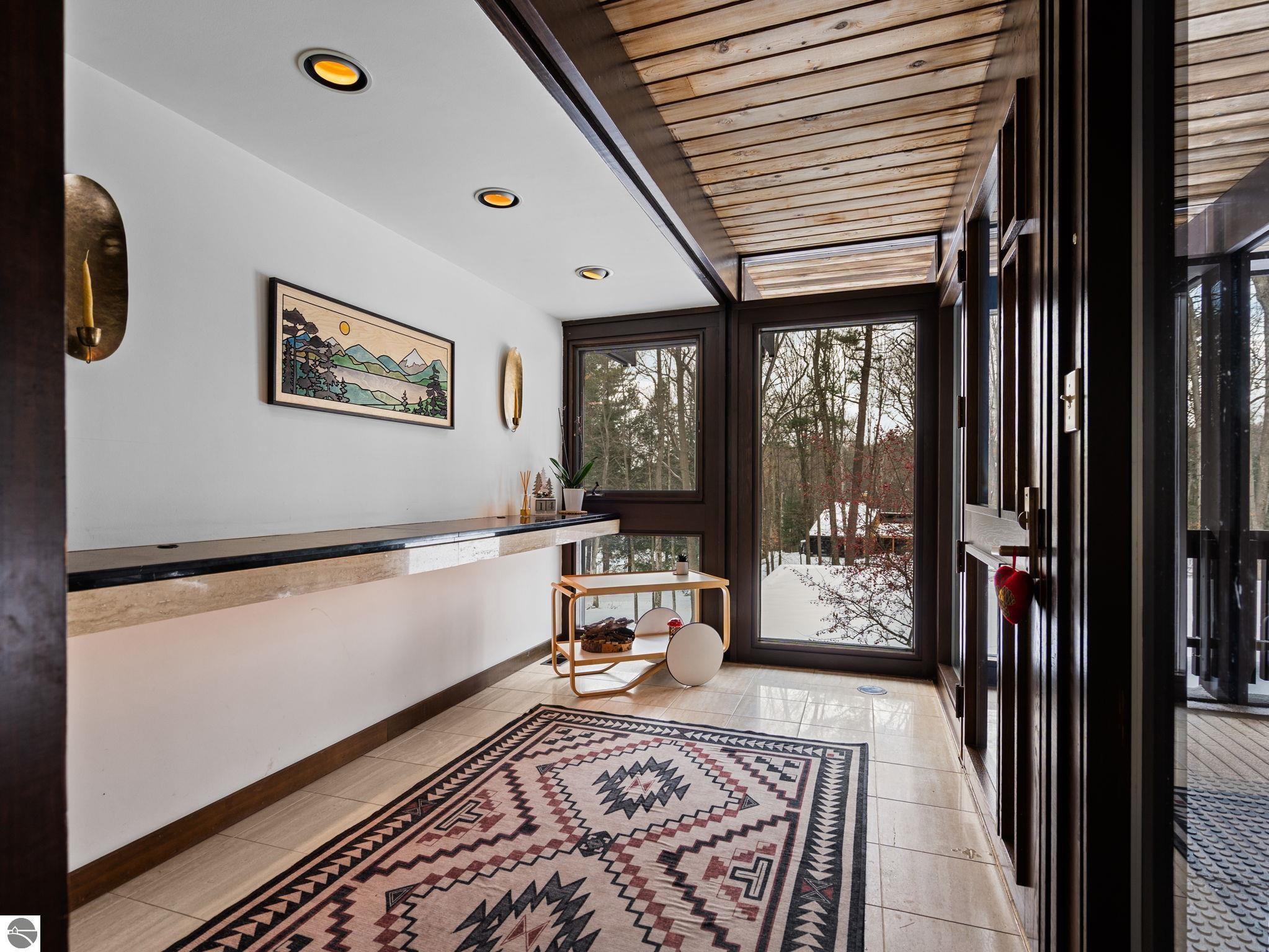 Traverse City, Michigan, 49686, United States, 3 Bedrooms Bedrooms, ,2 BathroomsBathrooms,Residential,Contingent,2007042