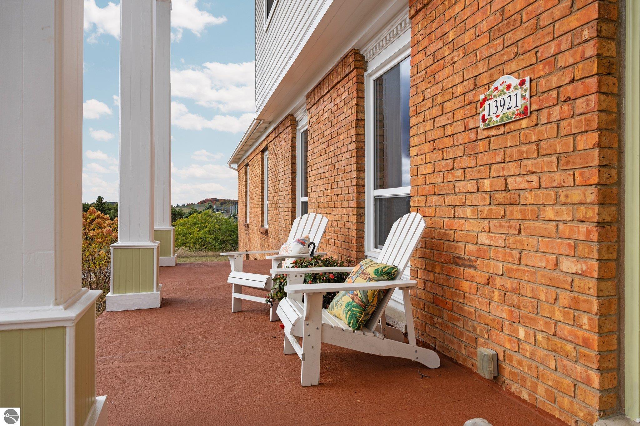 Traverse City, Michigan, 49684, United States, ,5 BathroomsBathrooms,Residential,Active,1831839