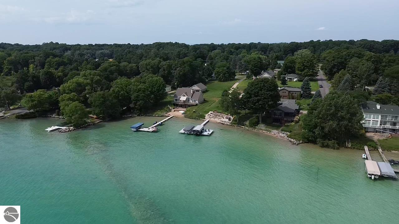 Kewadin, Michigan, 49648, United States, 5 Bedrooms Bedrooms, ,6 BathroomsBathrooms,Residential,Active,1914924