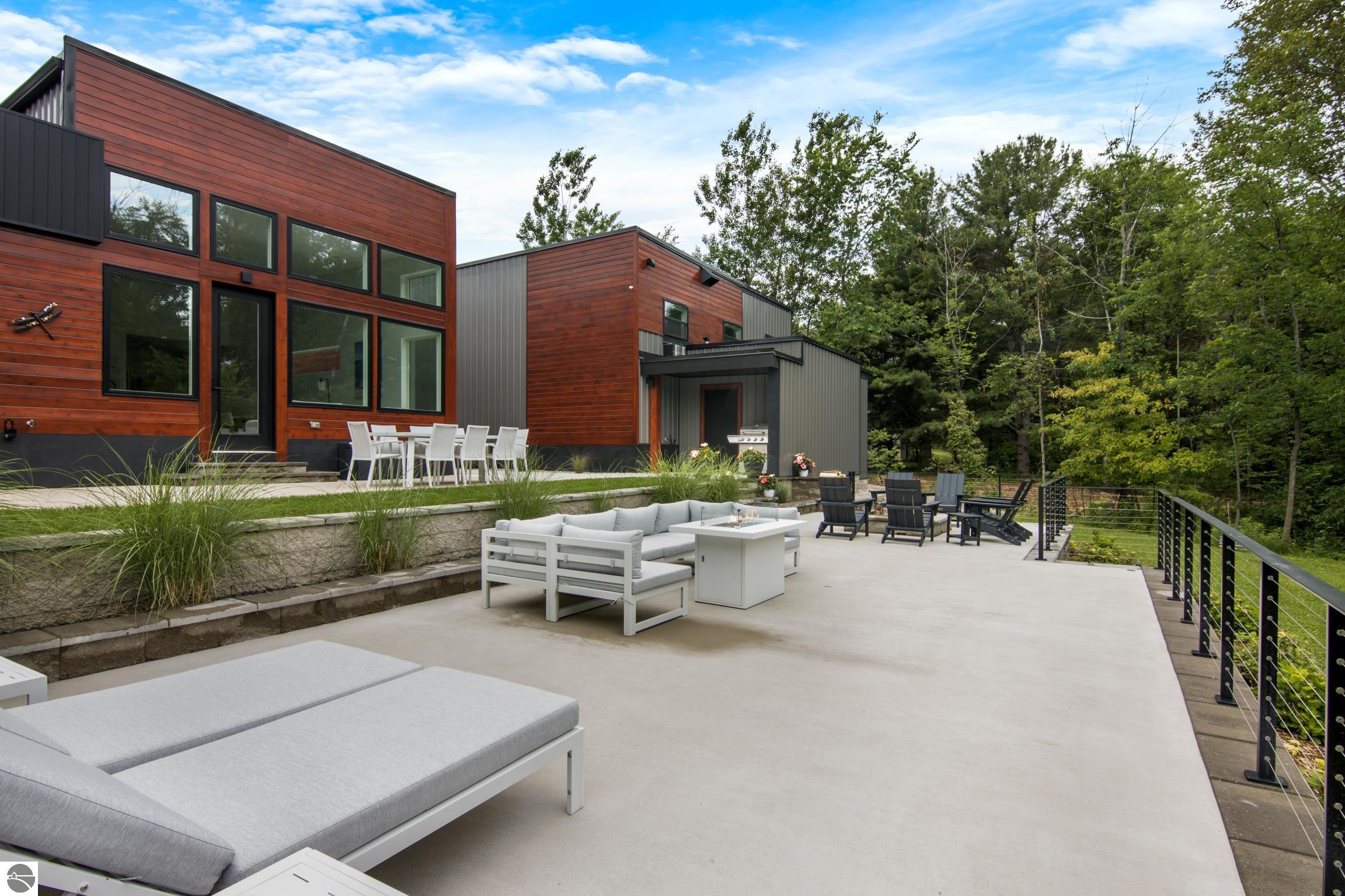 Williamsburg, Michigan, 49690, United States, 3 Bedrooms Bedrooms, ,3 BathroomsBathrooms,Residential,Active,1871591