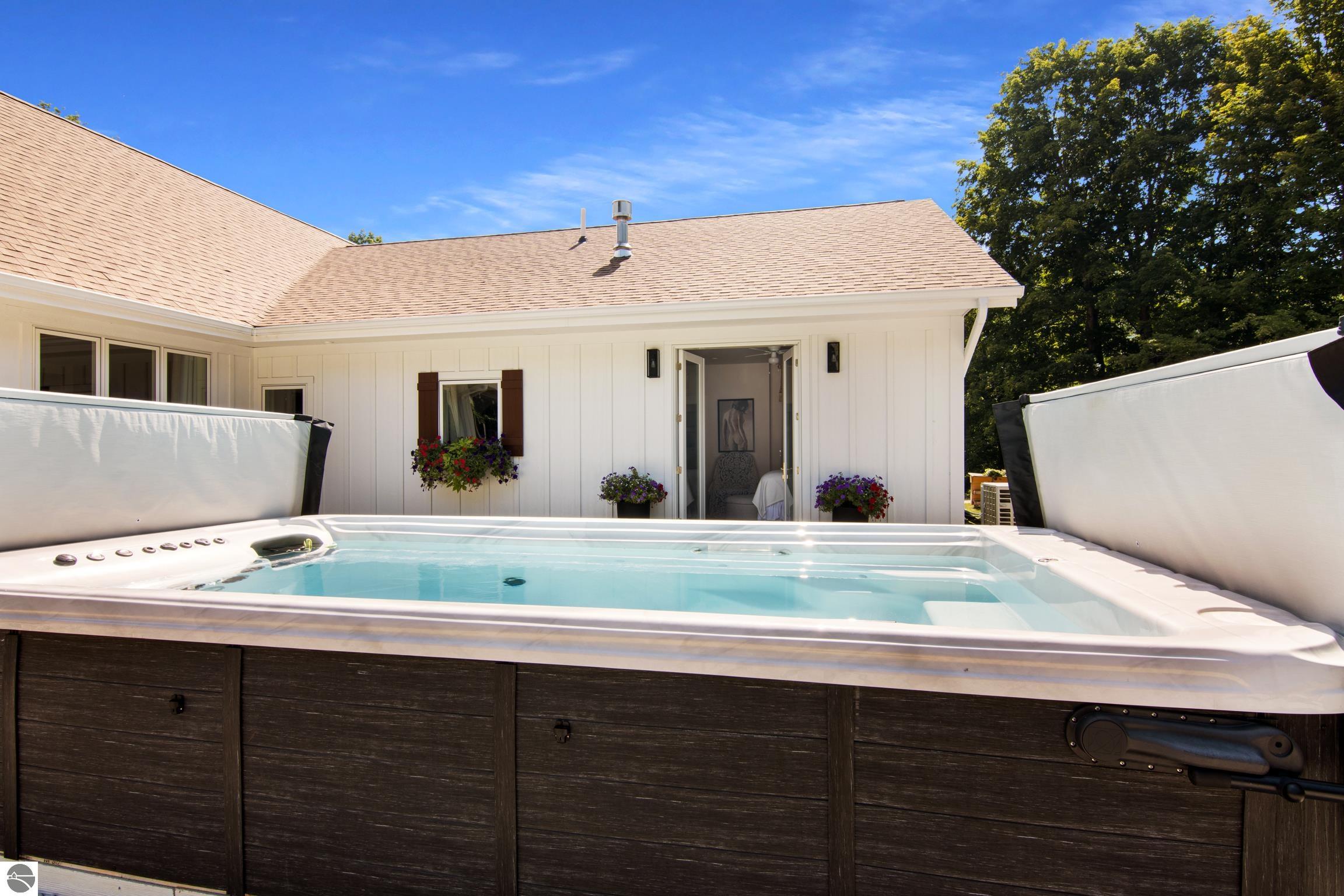 Alden, Michigan, 49612, United States, 3 Bedrooms Bedrooms, ,2 BathroomsBathrooms,Residential,Active,1919079
