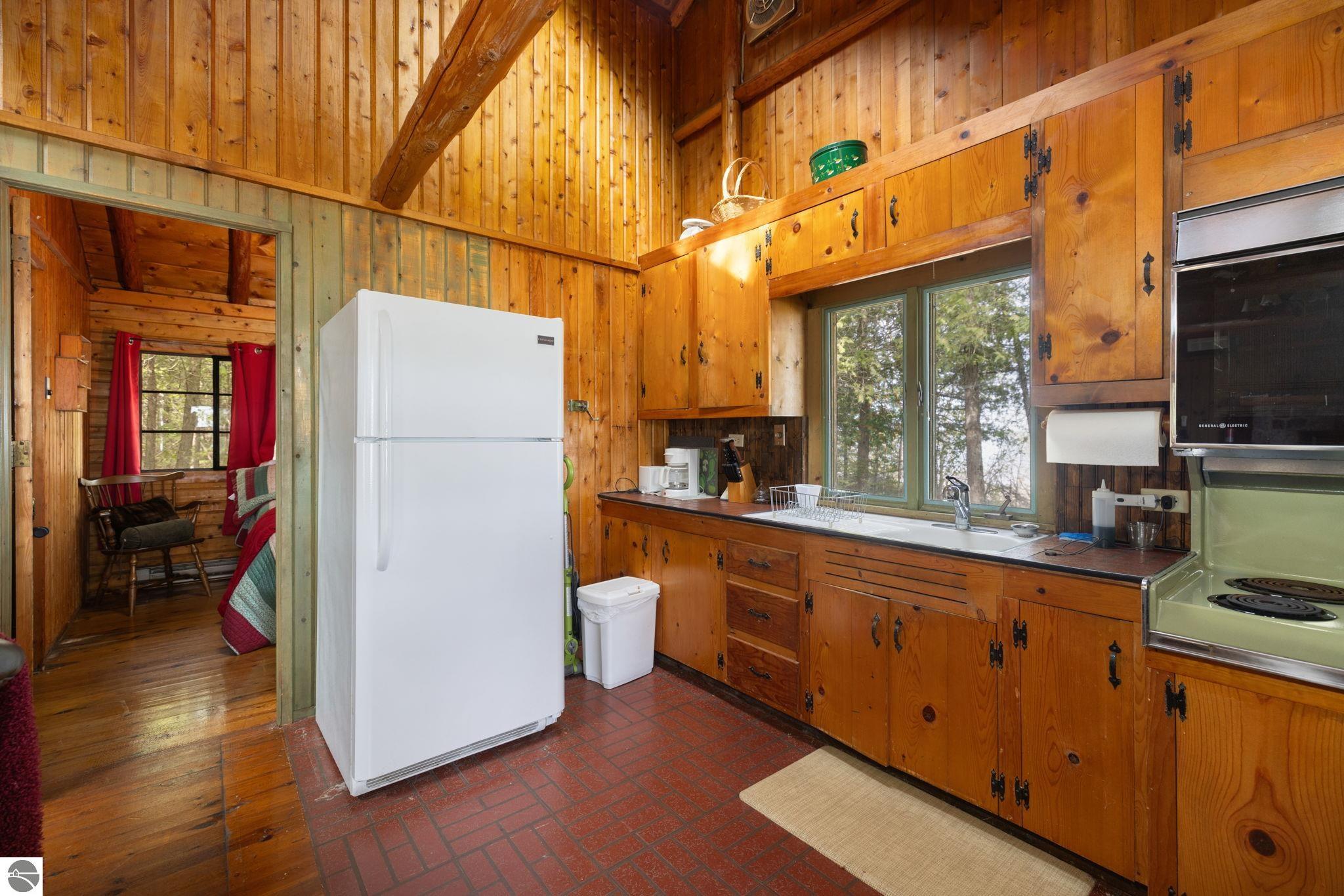 De Tour Village, Michigan, 49725, United States, 3 Bedrooms Bedrooms, ,1 BathroomBathrooms,Residential,Active,1863306