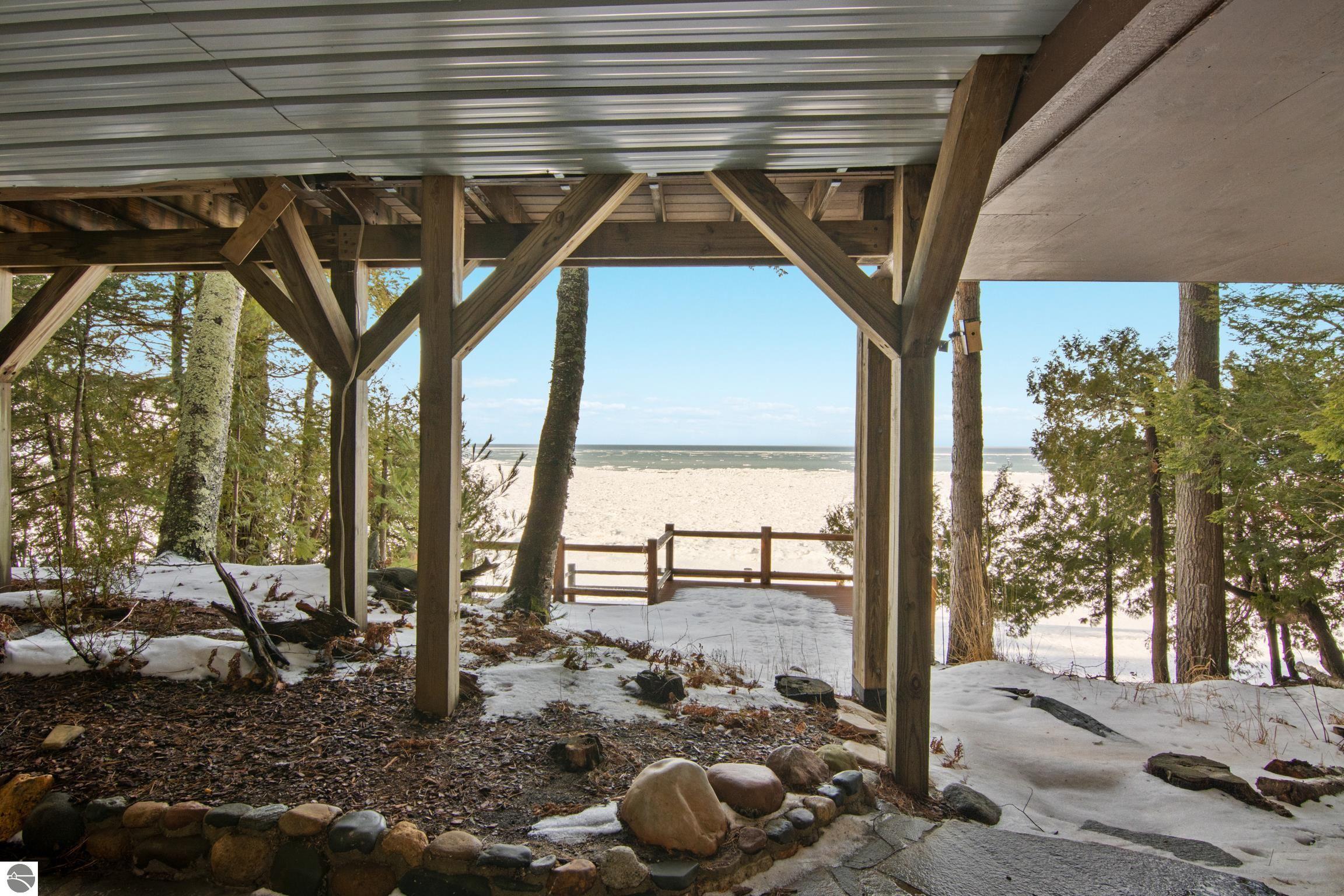 Kewadin, Michigan, 49648, United States, 5 Bedrooms Bedrooms, ,2 BathroomsBathrooms,Residential,Active,2009166