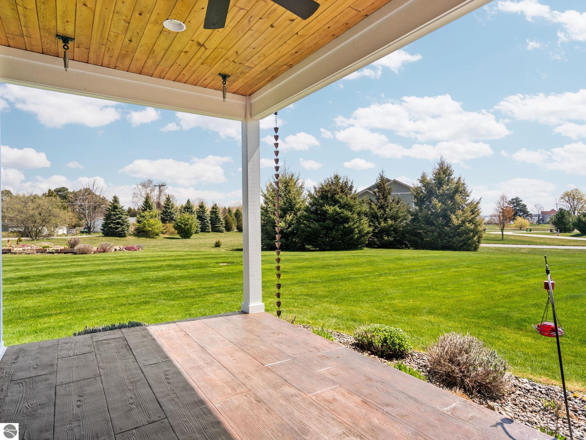 Traverse City, Michigan, 49686, United States, 4 Bedrooms Bedrooms, ,3 BathroomsBathrooms,Residential,Active,2045716