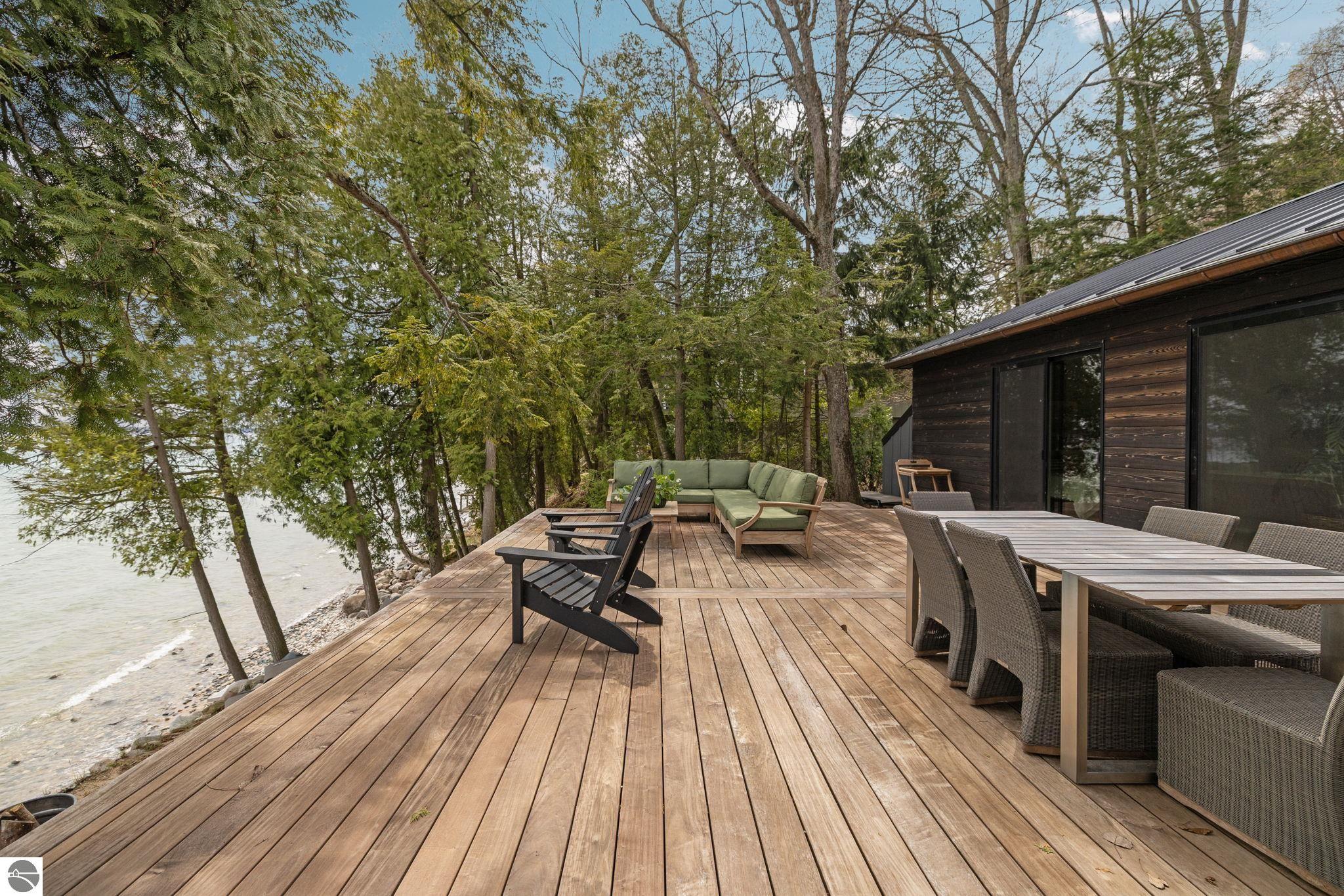 Suttons Bay, Michigan, 49682, United States, 3 Bedrooms Bedrooms, ,3 BathroomsBathrooms,Residential,Contingent,2043788