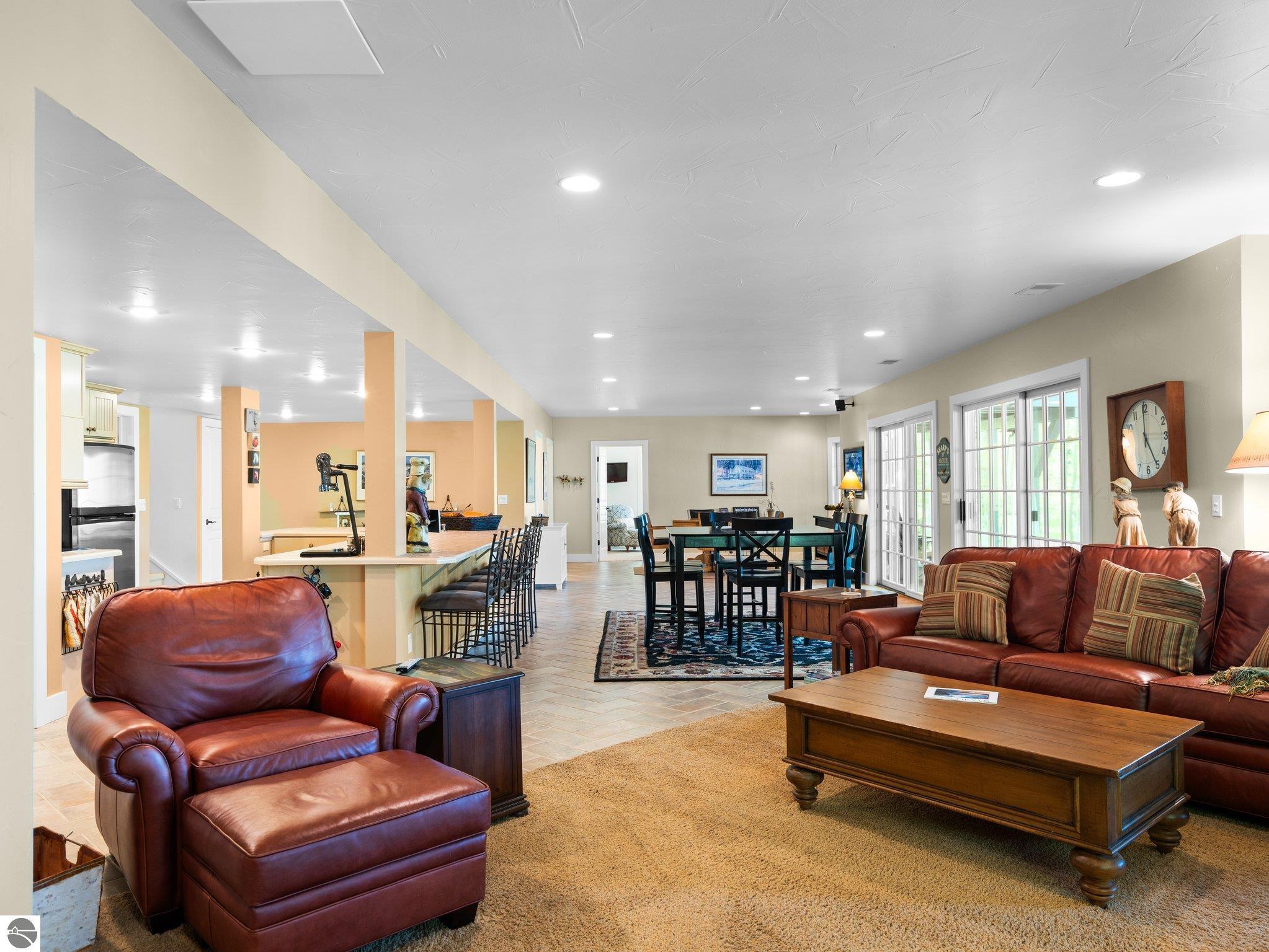 Thompsonville, Michigan, 49683, United States, 5 Bedrooms Bedrooms, ,6 BathroomsBathrooms,Residential,Active,1820794