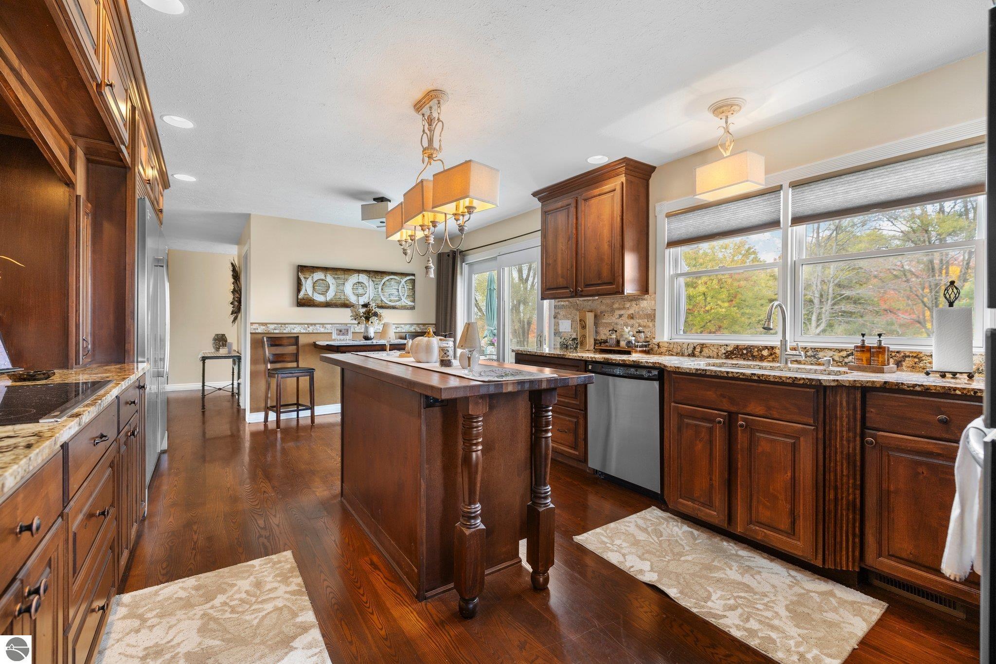 Traverse City, Michigan, 49684, United States, ,5 BathroomsBathrooms,Residential,Active,1831839