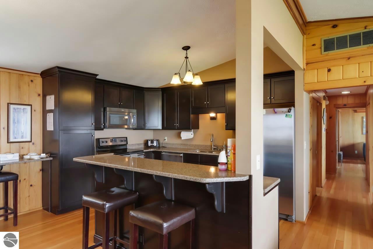 Traverse City, Michigan, 49686, United States, ,4 BathroomsBathrooms,Residential,Active,1769865