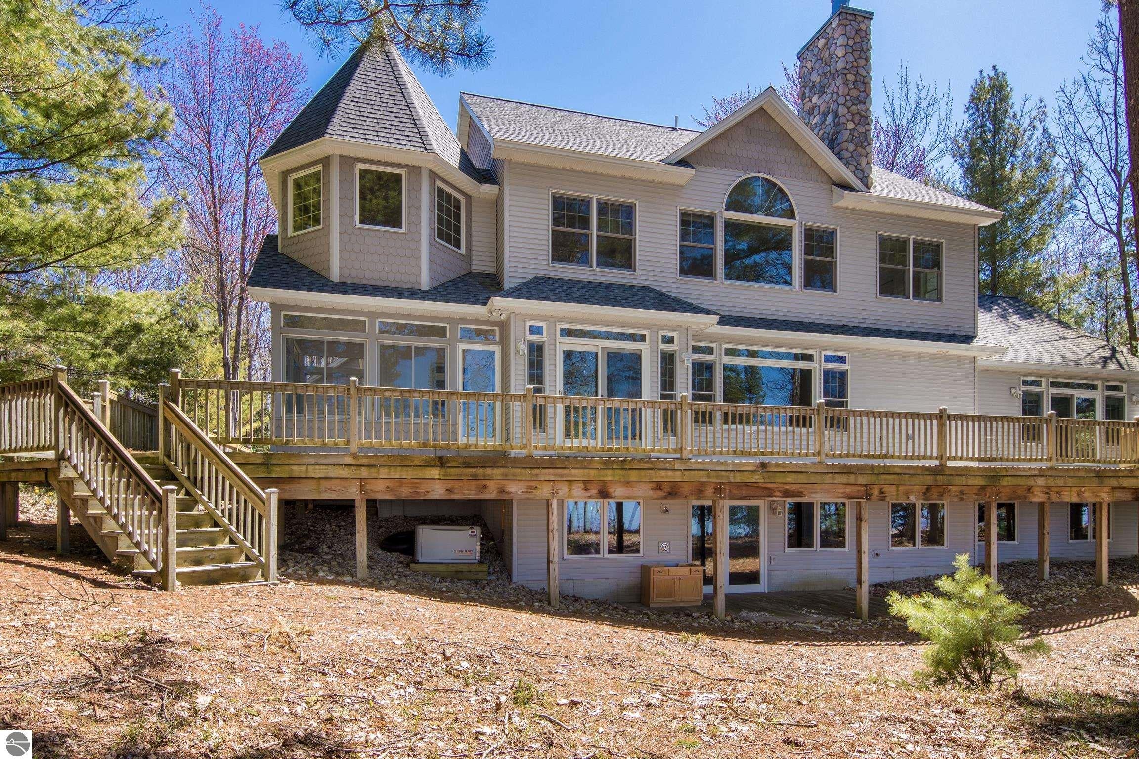 Kewadin, Michigan, 49648, United States, 5 Bedrooms Bedrooms, ,6 BathroomsBathrooms,Residential,Active,2032911