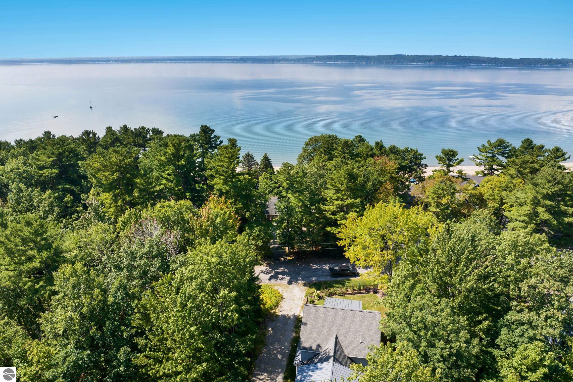 Williamsburg, Michigan, 49690, United States, 4 Bedrooms Bedrooms, ,5 BathroomsBathrooms,Residential,Active,1944035