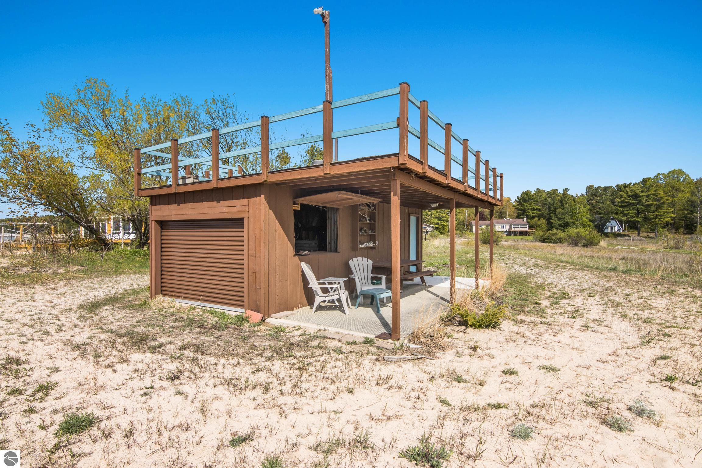 Williamsburg, Michigan, 49690, United States, ,4 BathroomsBathrooms,Residential,Active,1831821