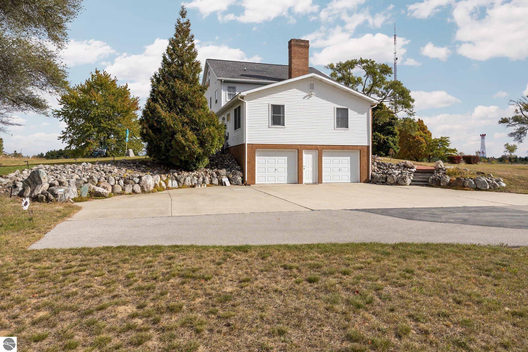 Traverse City, Michigan, 49684, United States, ,5 BathroomsBathrooms,Residential,Active,1831839